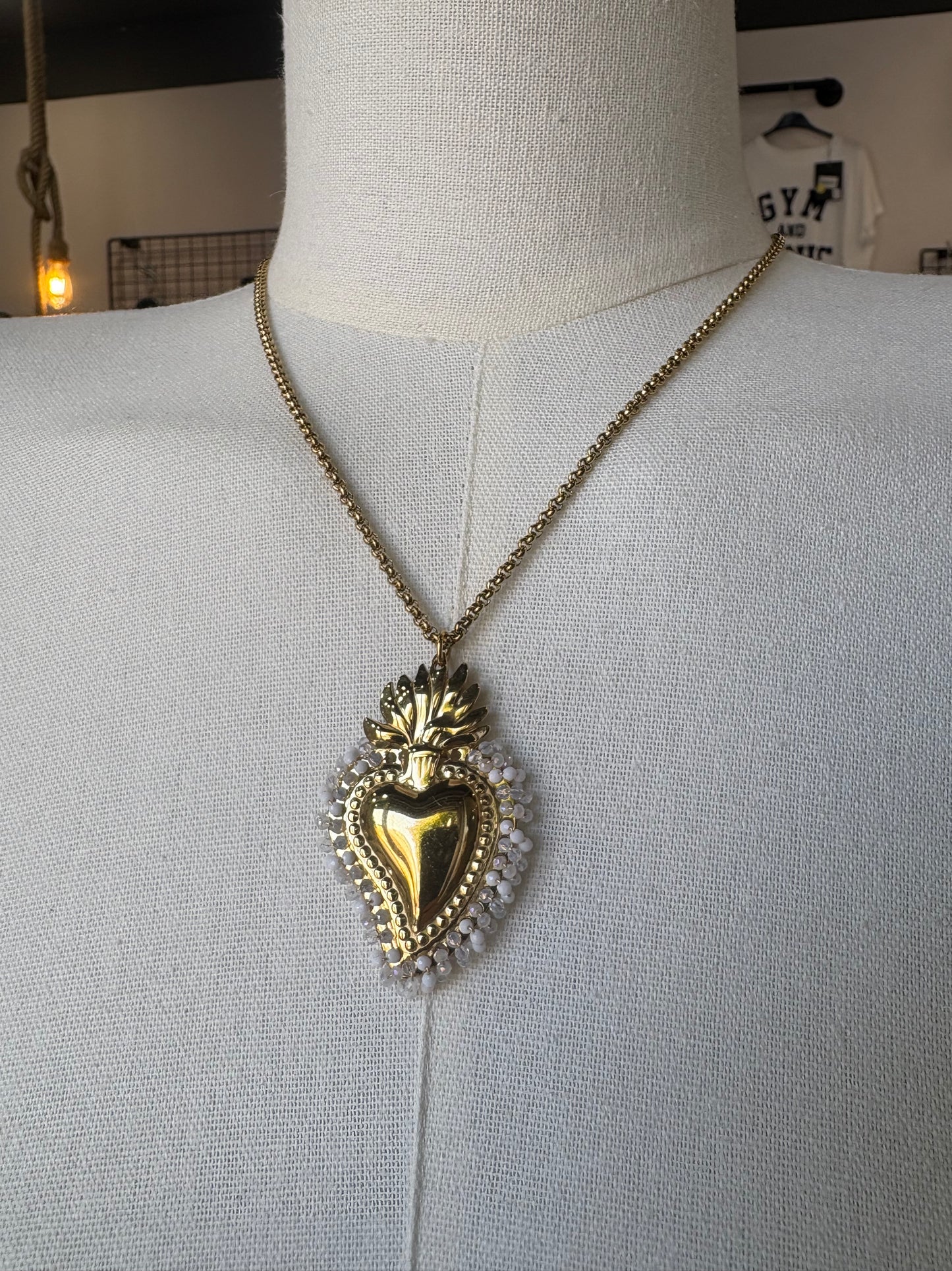 Collana in acciaio inossidabile color oro Cuore Sacro con perline in 2 colori