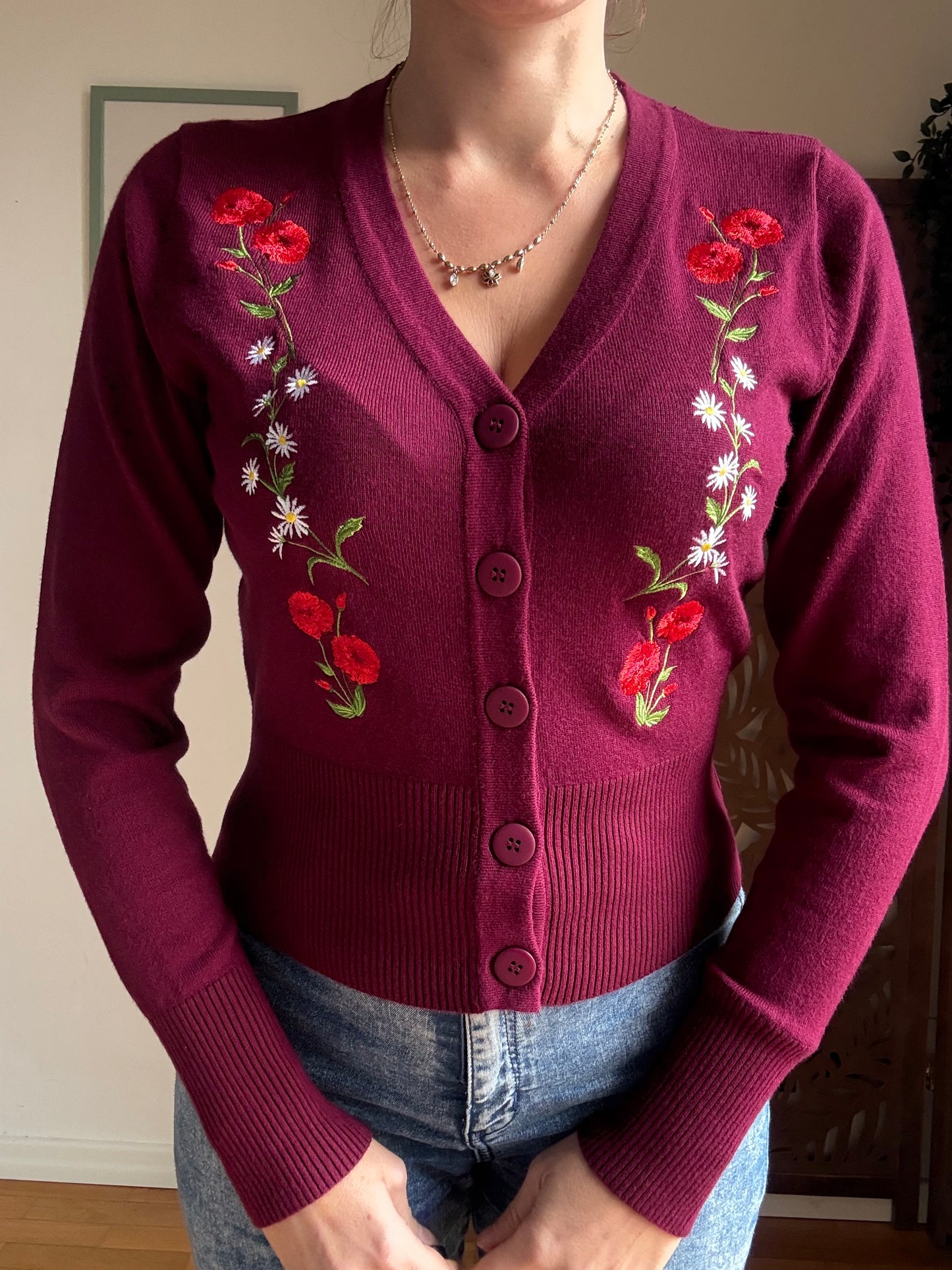 Cardigan Nara Roses and Daises burgundy