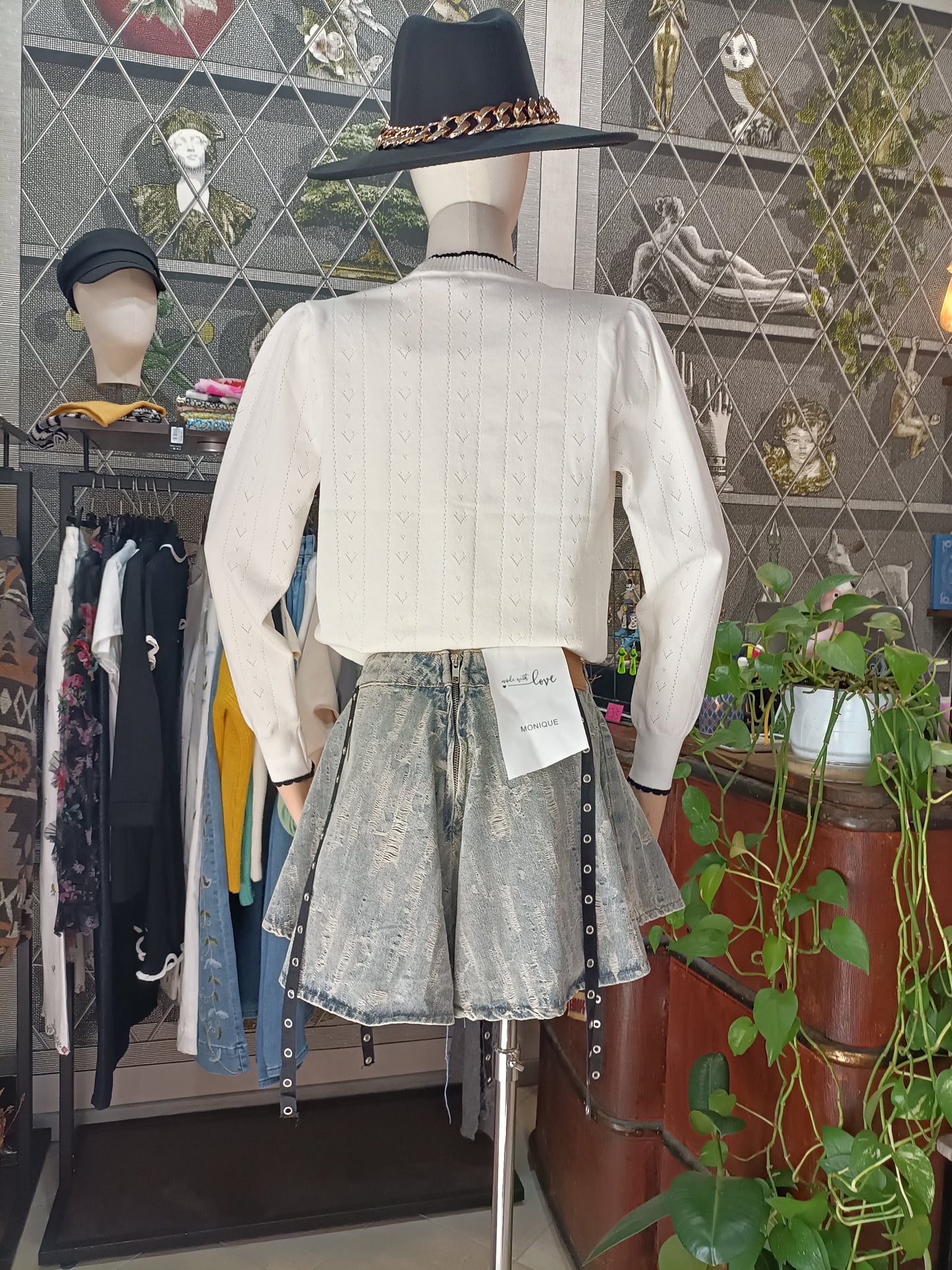 Gonna shorts in denim Punk Rave style con laccetti neri asimmetrica