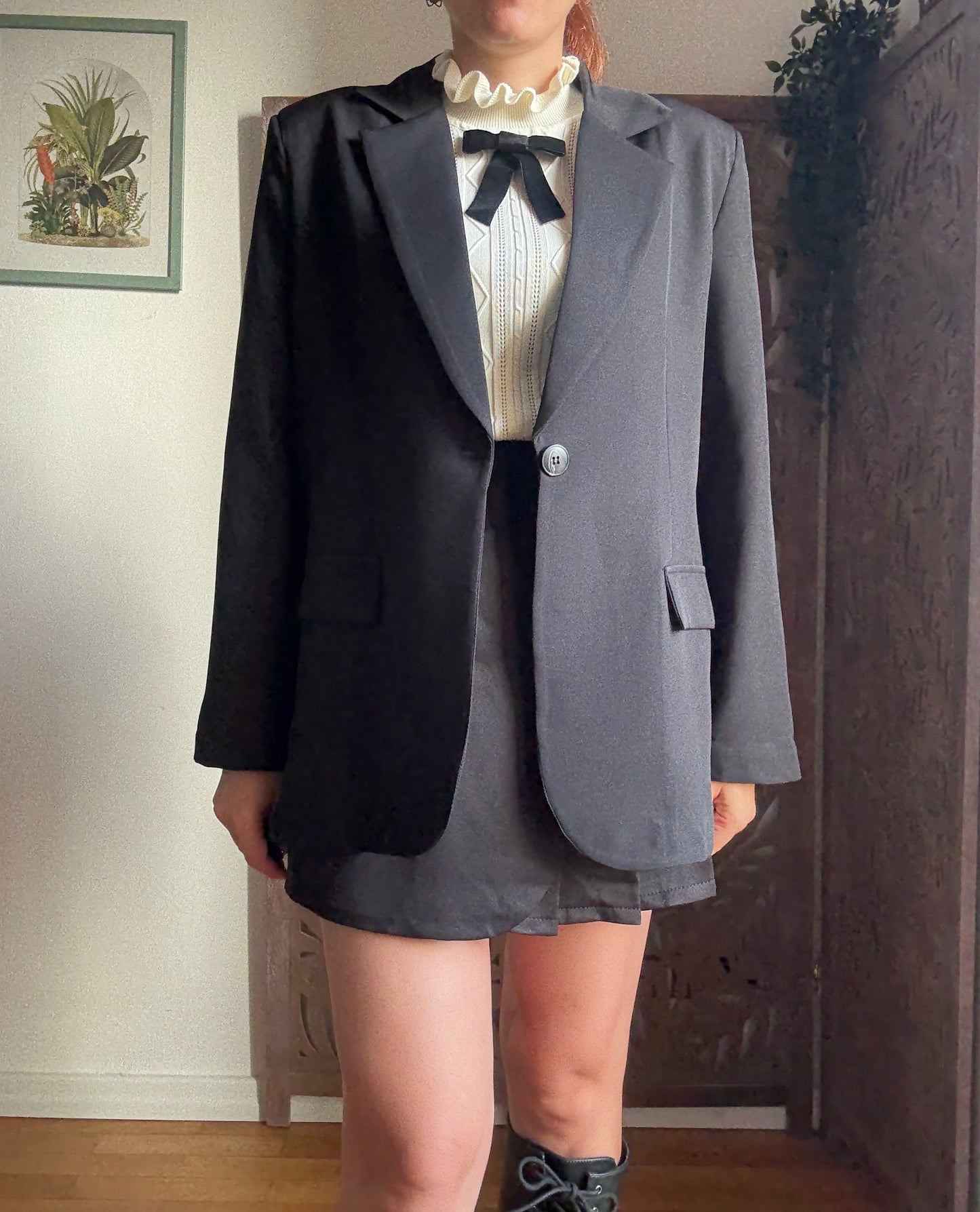 Blazer nero dritto a un bottone