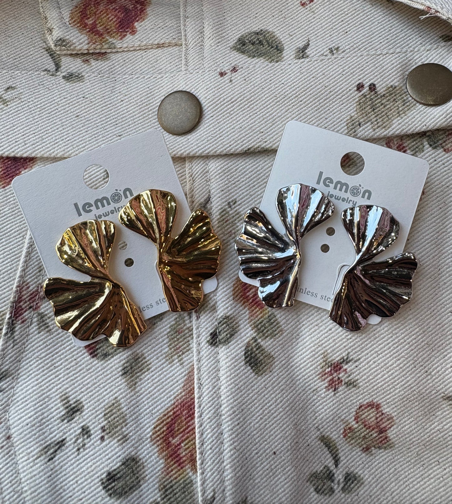 Orecchini petalo fiore in acciaio inossidabile - Oro e Argento