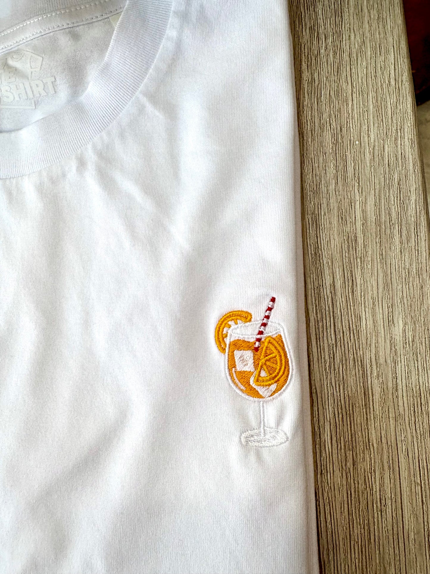 T-shirt ricamata Spritz
