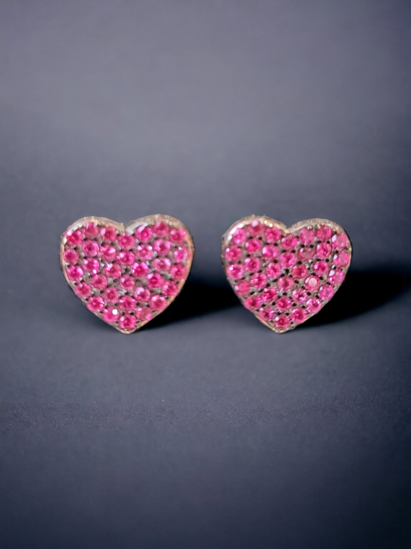 Orecchini cuore fucsia