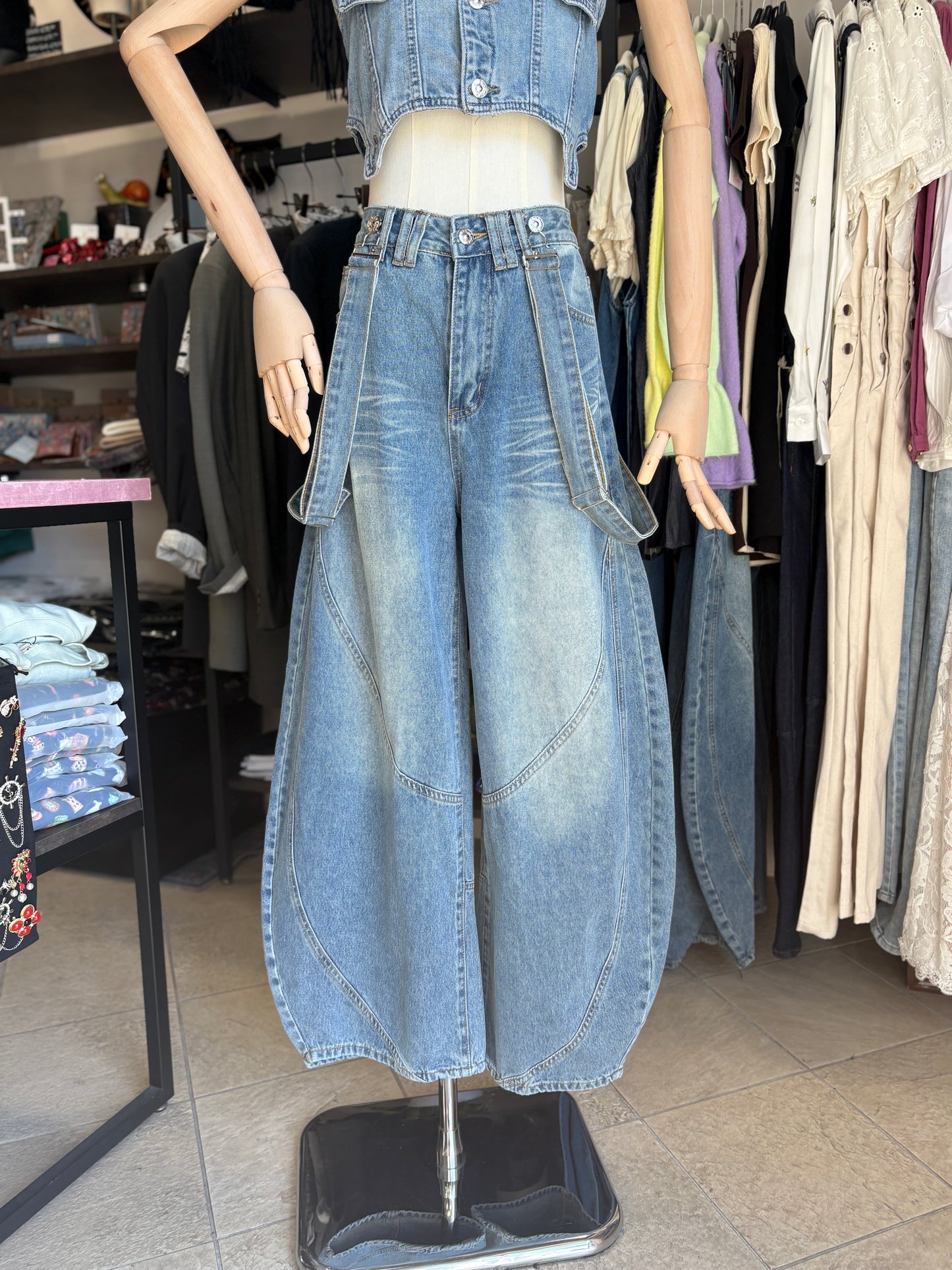 Pantaloni/Salopette Denim "Barrel Fit" con Bretelle Removibili