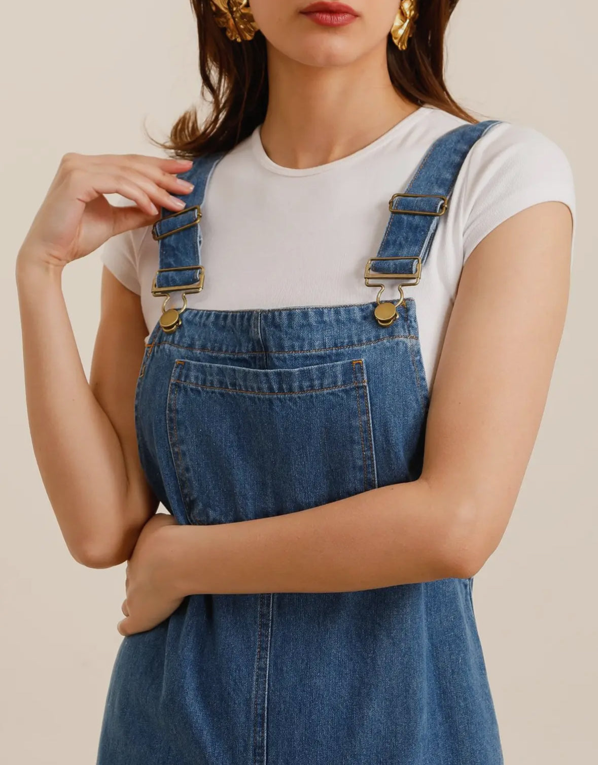 Salopette di jeans blu scuro a gamba ampia