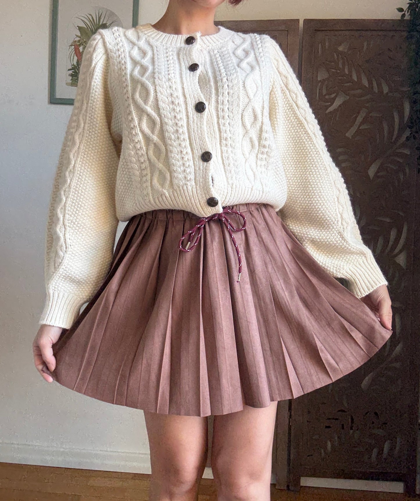 Minigonna scamosciata College a pieghe plissè in 2 colori -  Marrone e Nero