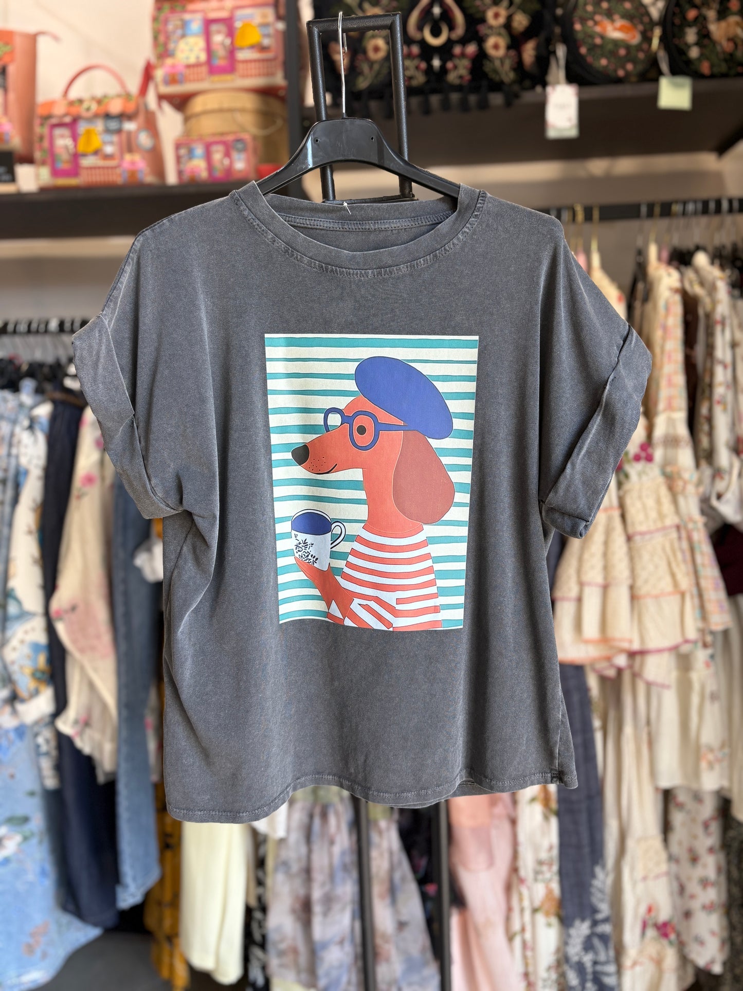 T-shirt French Dogs Stone Washed con Maniche Risvoltate