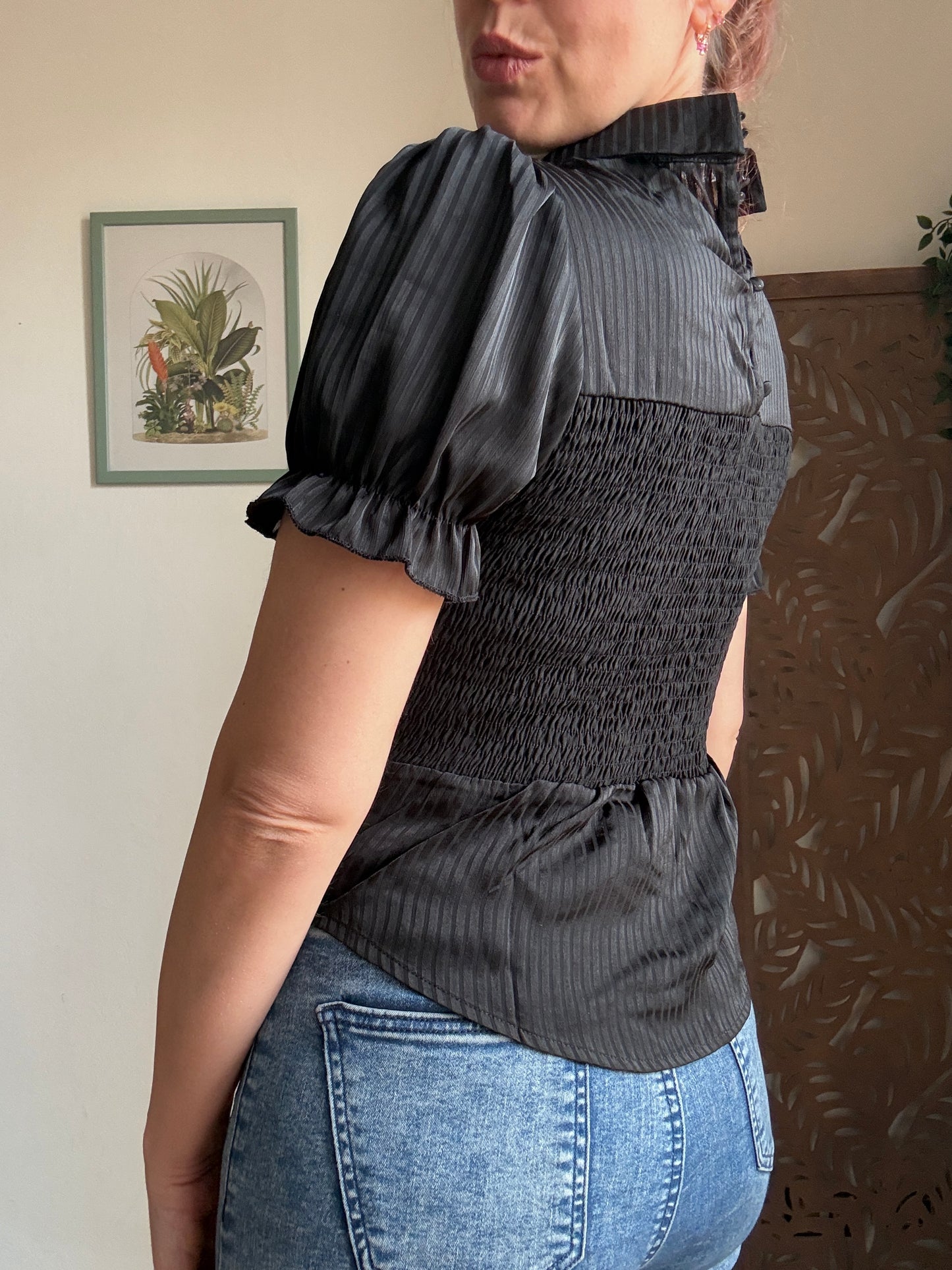 Blusa Corsetto con Stringhe e Maniche a Sbuffo - In 5 Colori