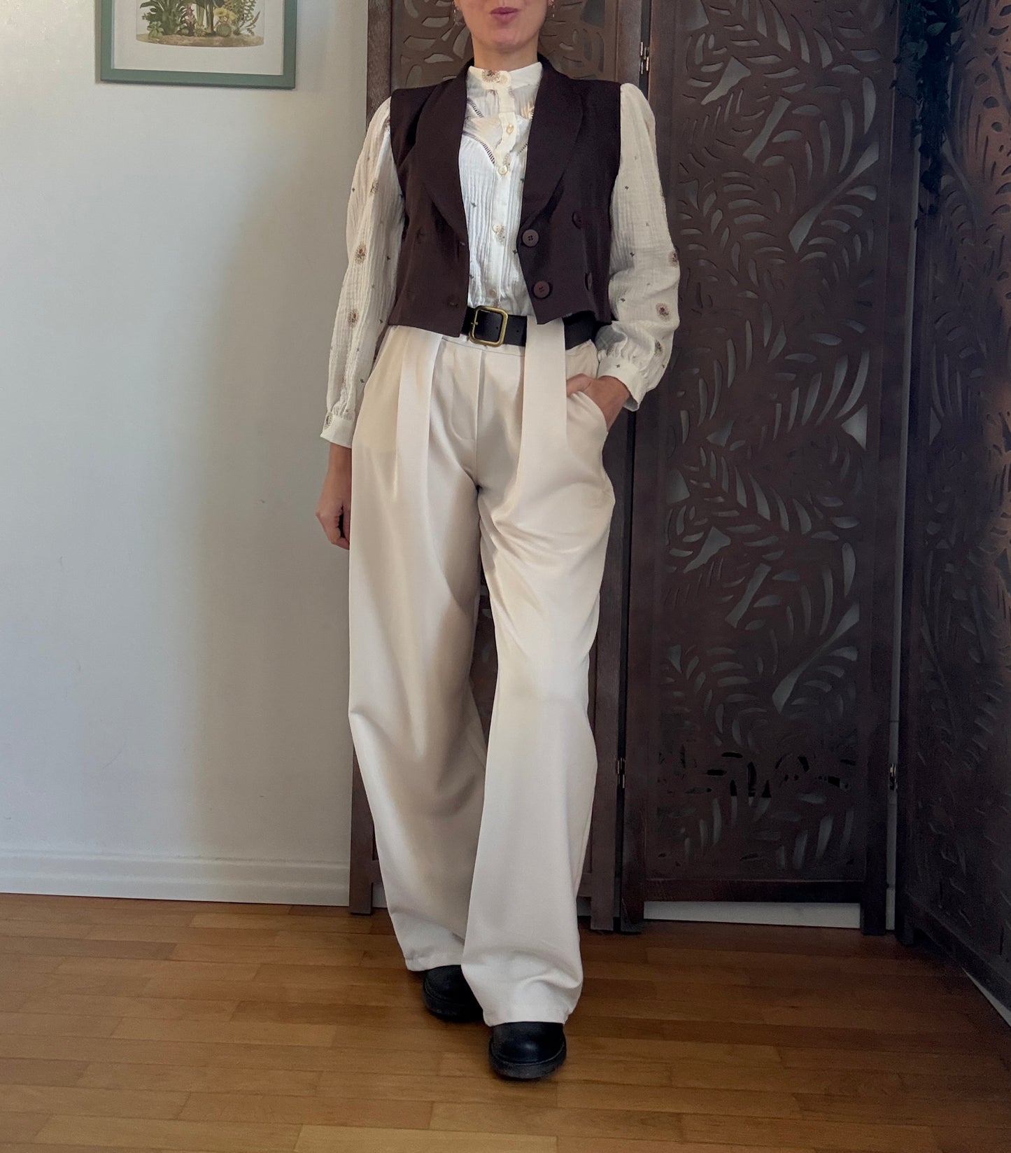 Pantalone palazzo burro con passanti pences e cintura inclusa