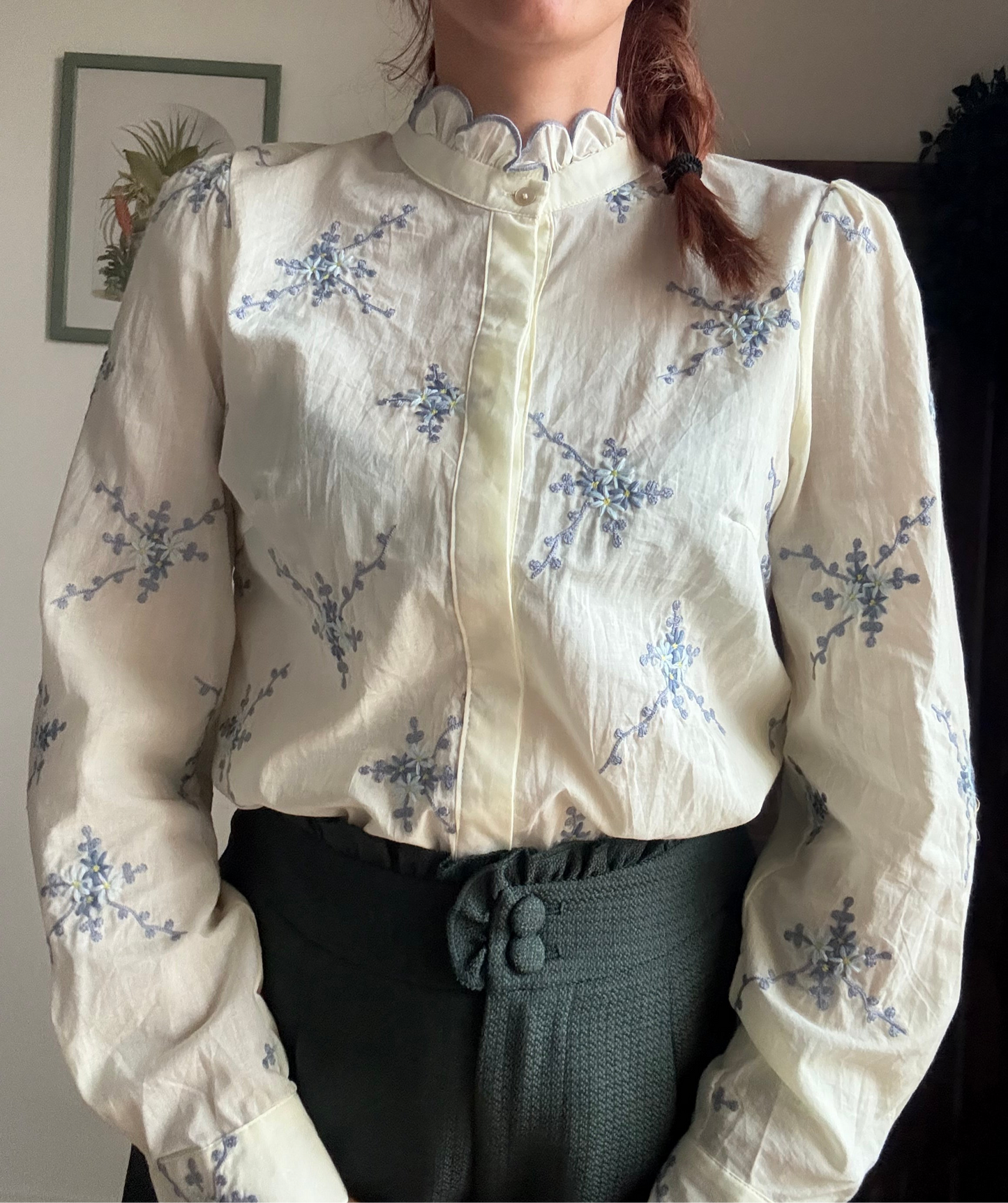 Camicetta francese in cotone romantica floreale ricamata Blue