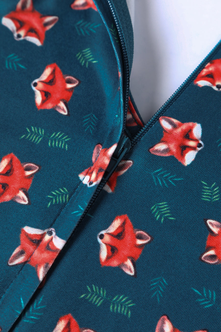 Billie Blue Fox: Abito a Maniche Lunghe