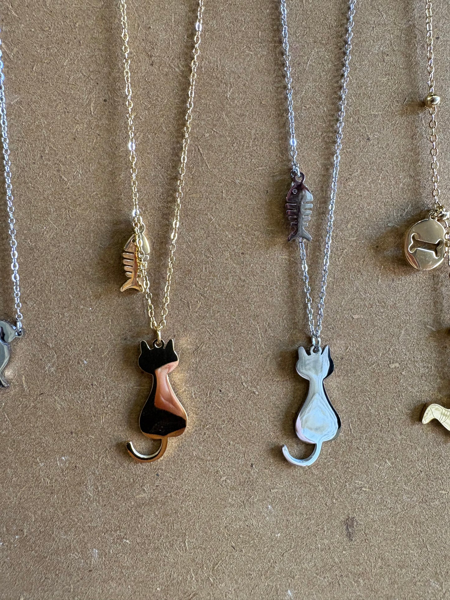 Collana gattino e lisca di pesce in acciaio inossidabile in 2 colori