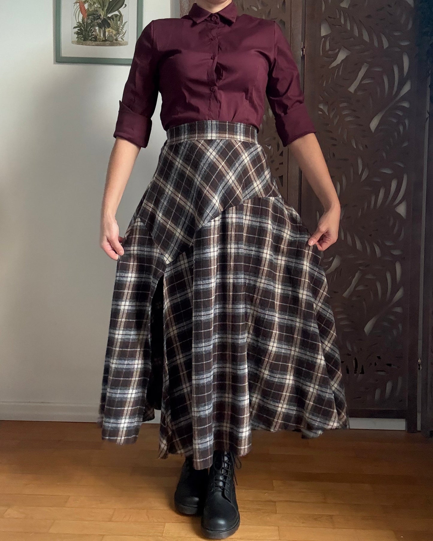 Gonna lunga tartan in cotone asimmetrica a vita alta con spacco frontale