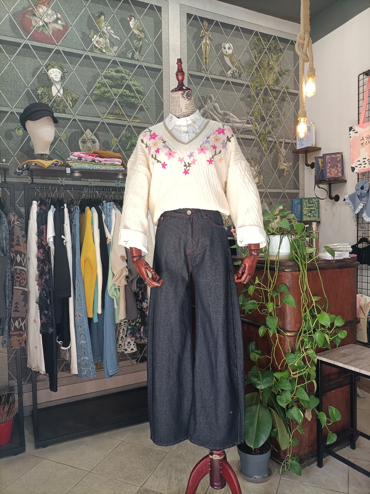 Pantaloni scuri in denim wide leg Industrial con cuciture rosse