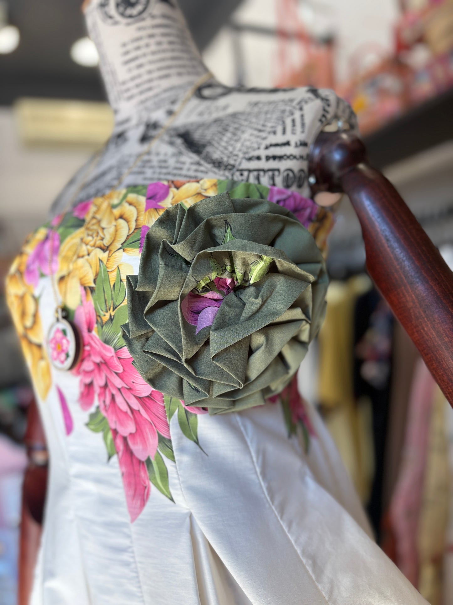 Abito Midi Bustier "Garden Bloom" in Cotone con Maxi Spilla