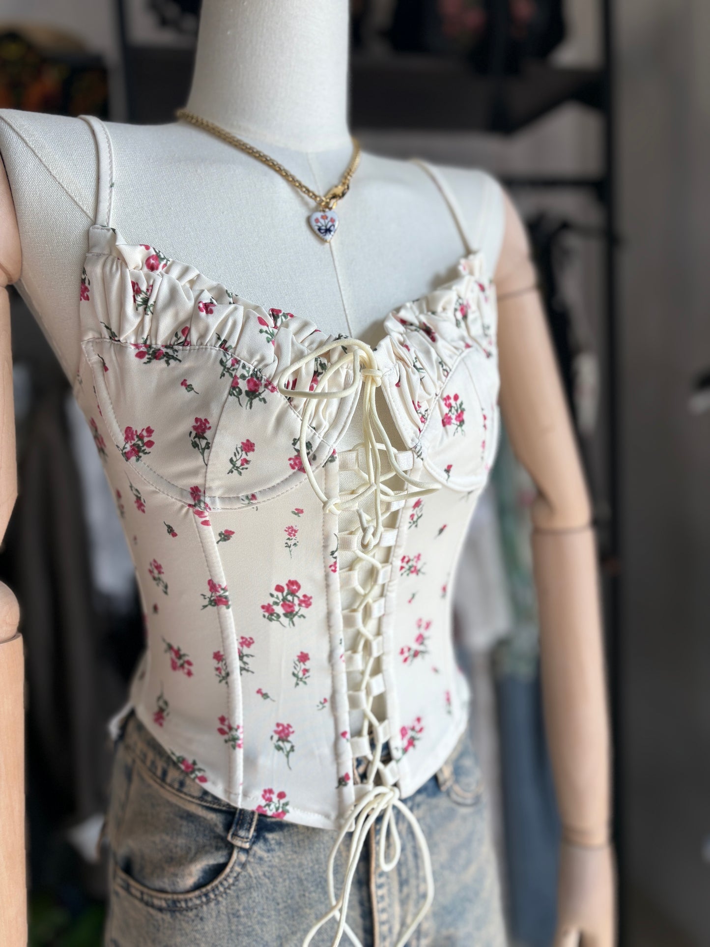 Top Bustier Stringato con Coppe Arricciate – Bianco Floreale