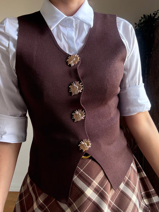 Gilet color cioccolato in maglia con bottoni gioiello oro