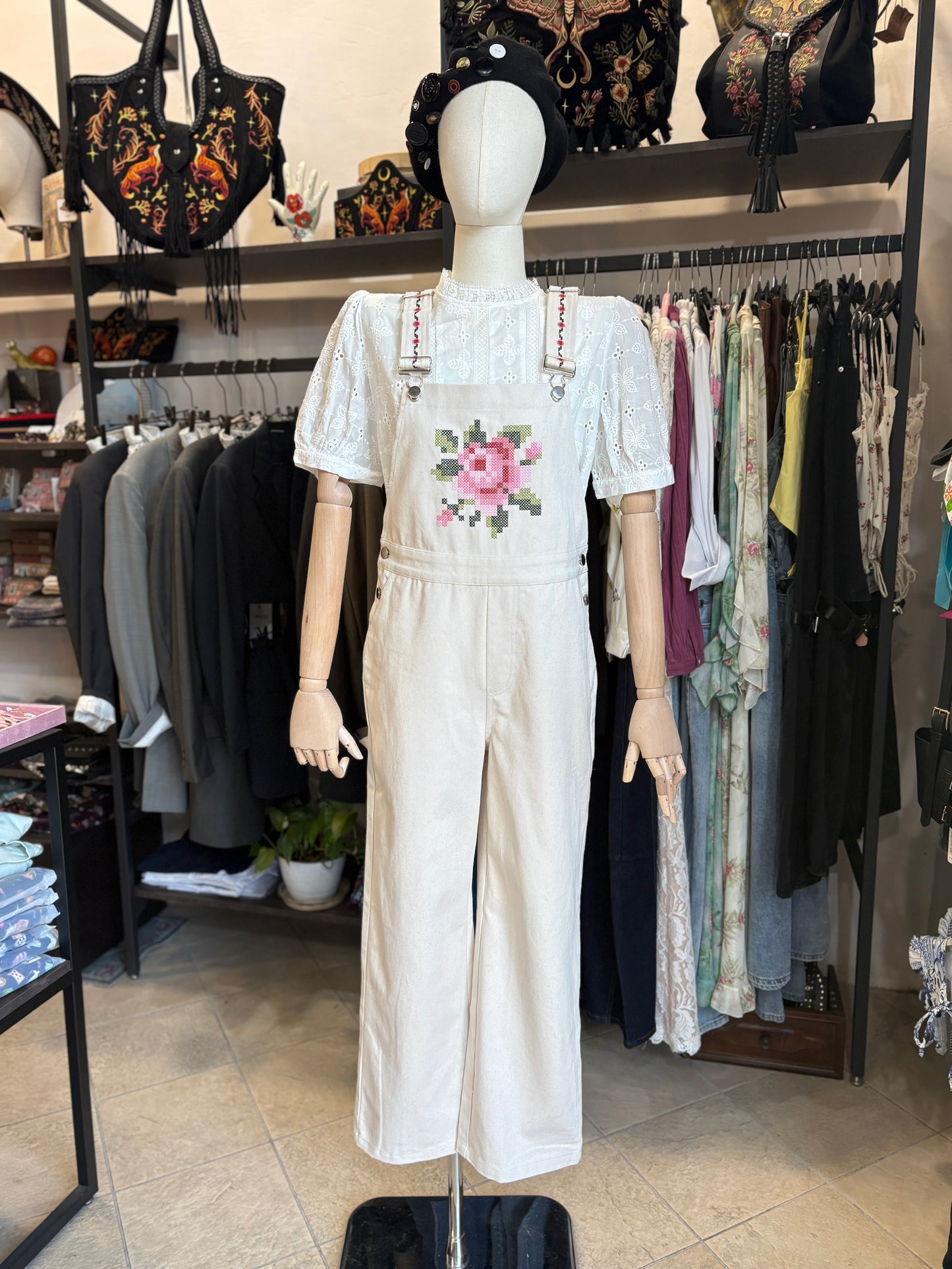 Salopette in Cotone Boho-Chic con Ricamo Floreale Pixel