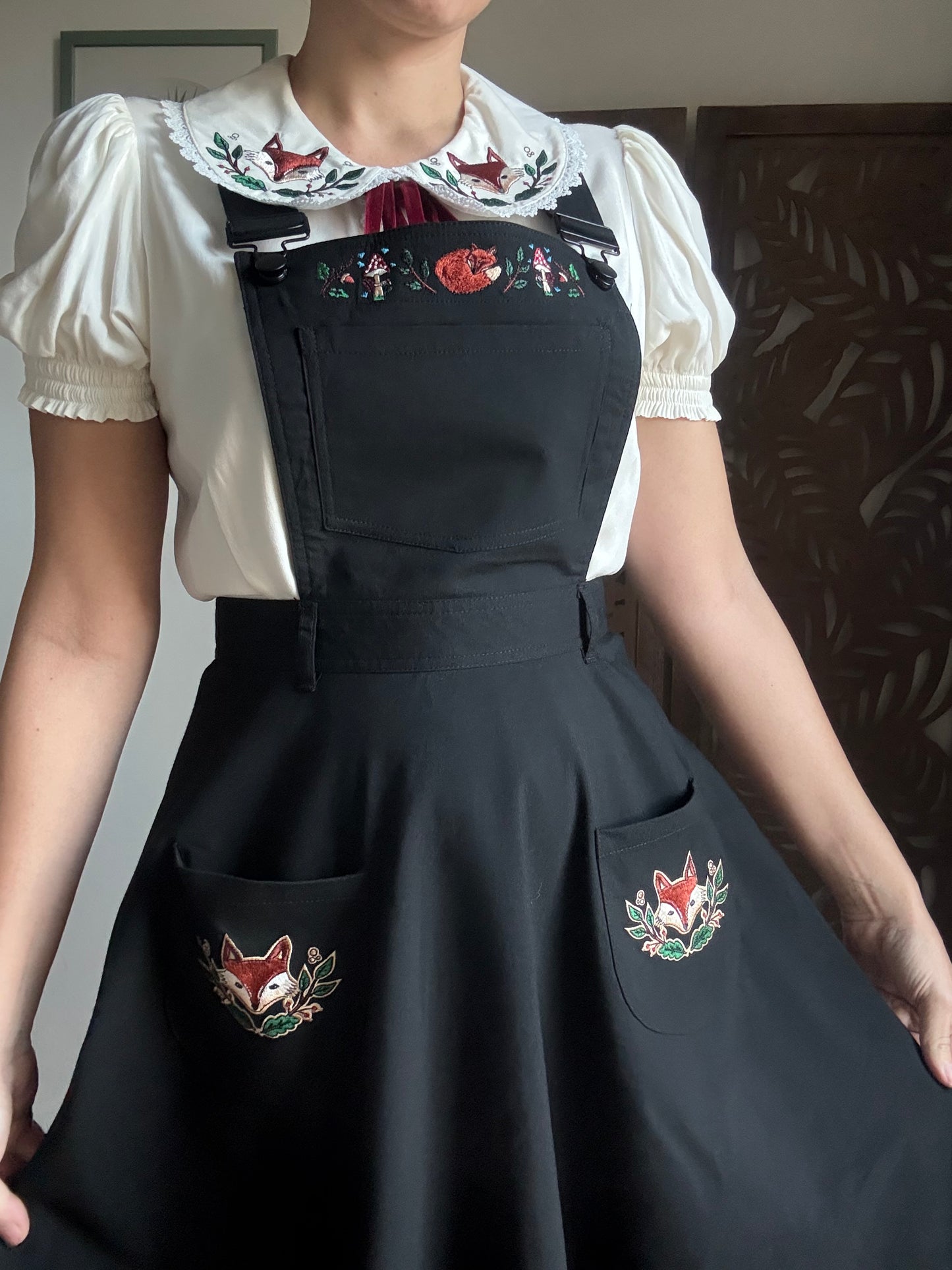 Abito salopette con bretelle Basil