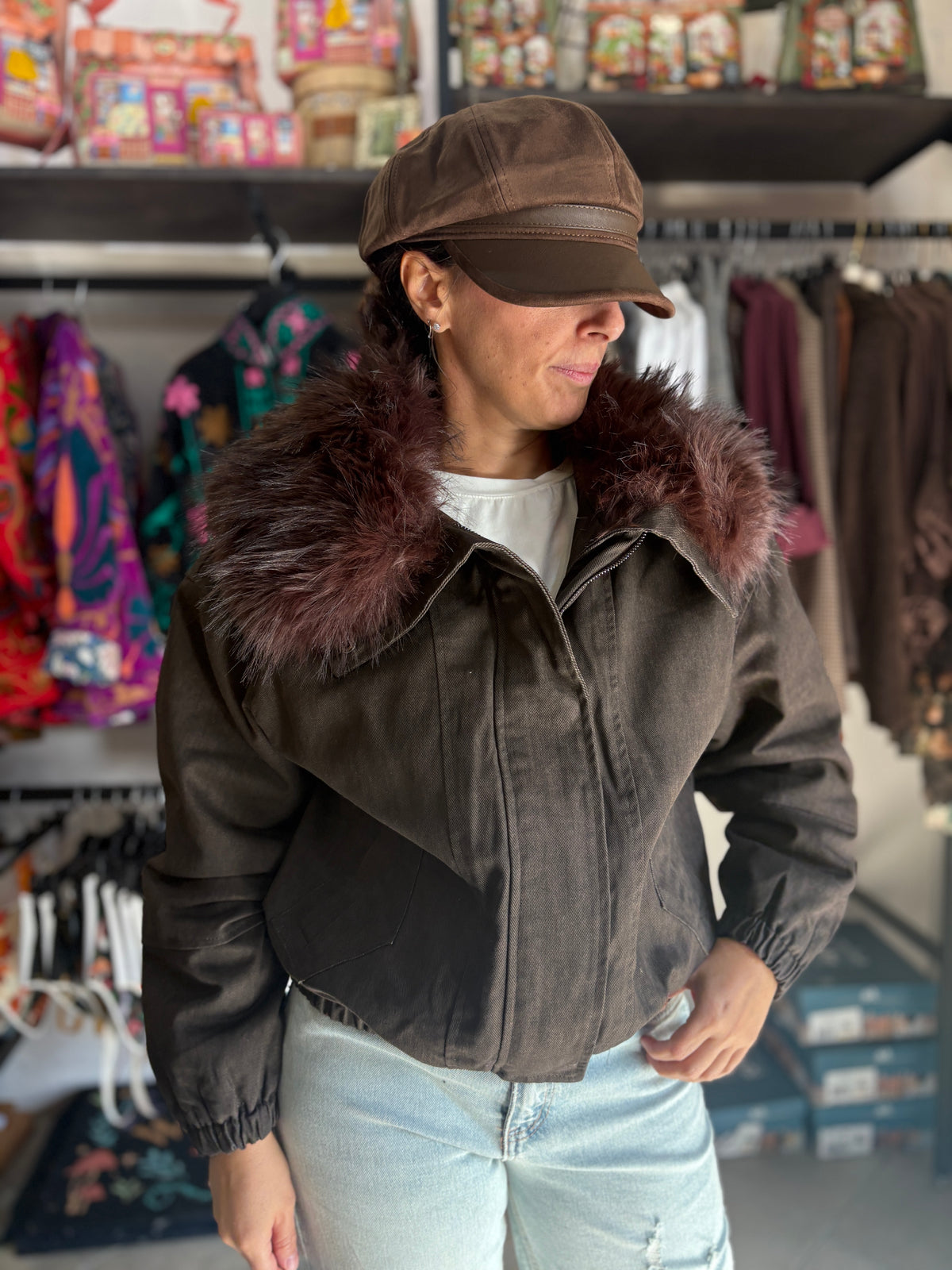 Giacca bomber Aviator marrone con collo in ecopelliccia