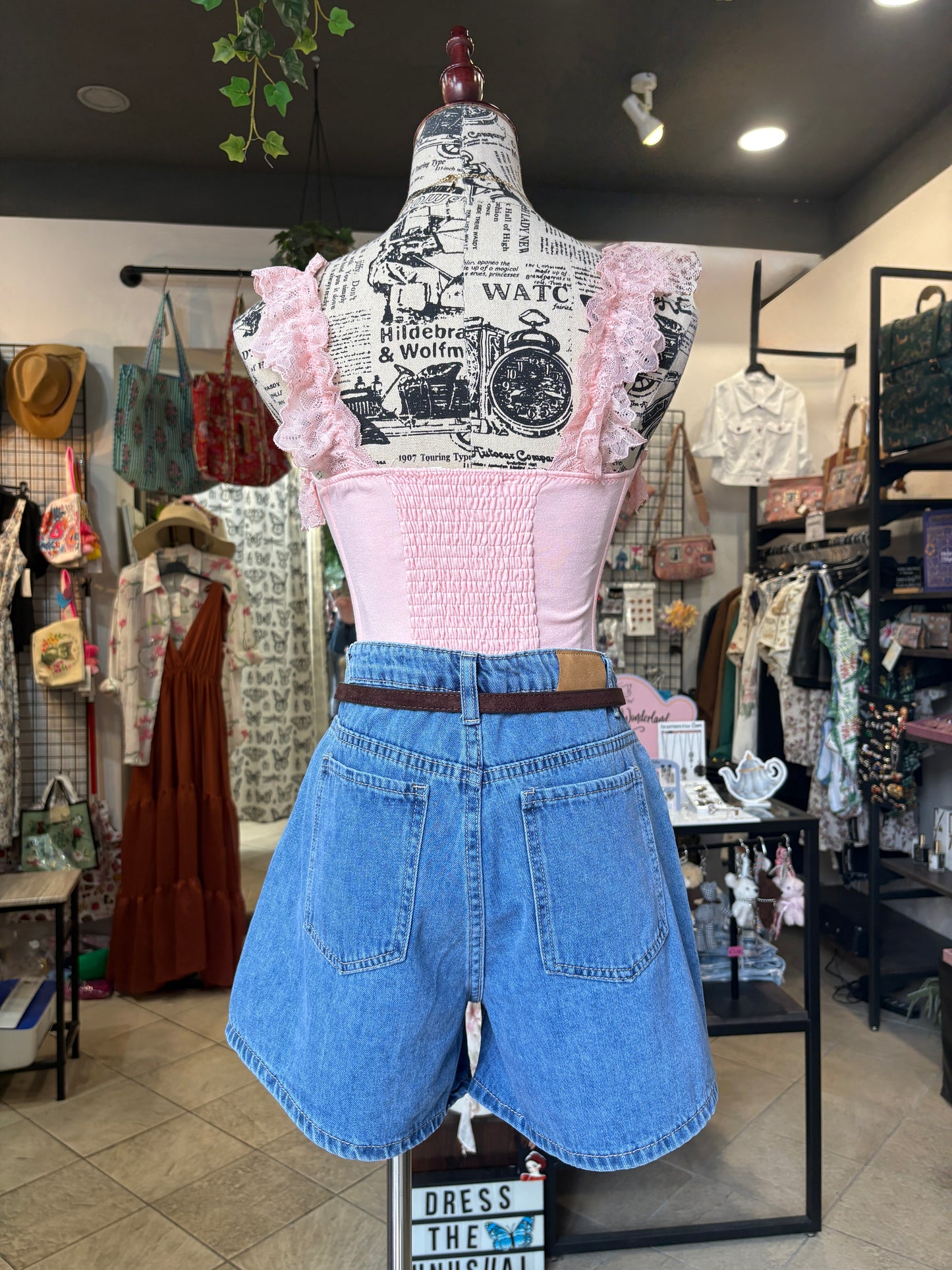 Shorts in Jeans Chiaro Svasati a Vita Alta con Cintura Inclusa