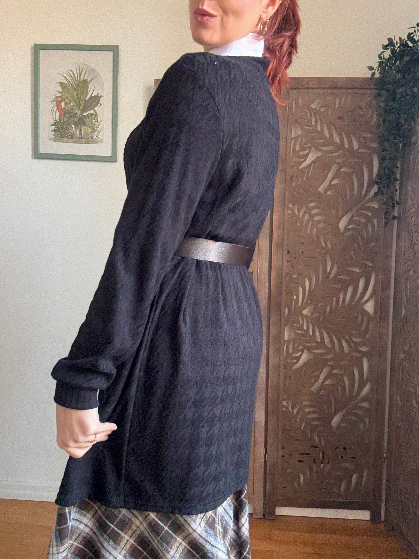 Cardigan aperto lungo leggero in maglia con cintura in 2 colori - Beige e Nero