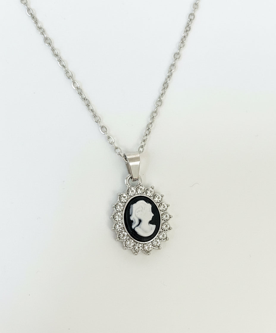 Collane Vintage French Inspired - Romance Botanique