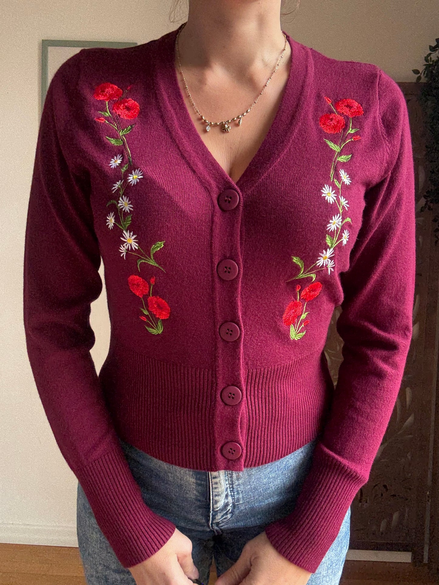 Cardigan Nara Roses and Daises burgundy