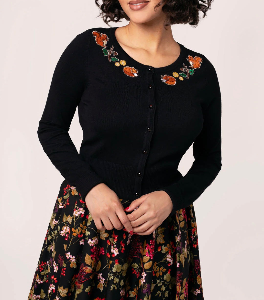 Chester cardigan nero con volpi e scoiattoli