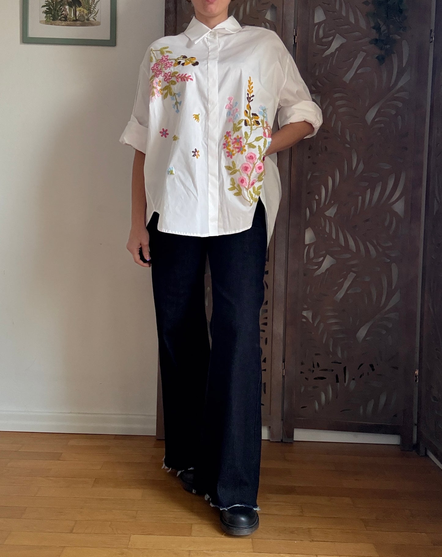 Pantaloni Denim Scuro Wide-Leg con Tasche Scamosciate