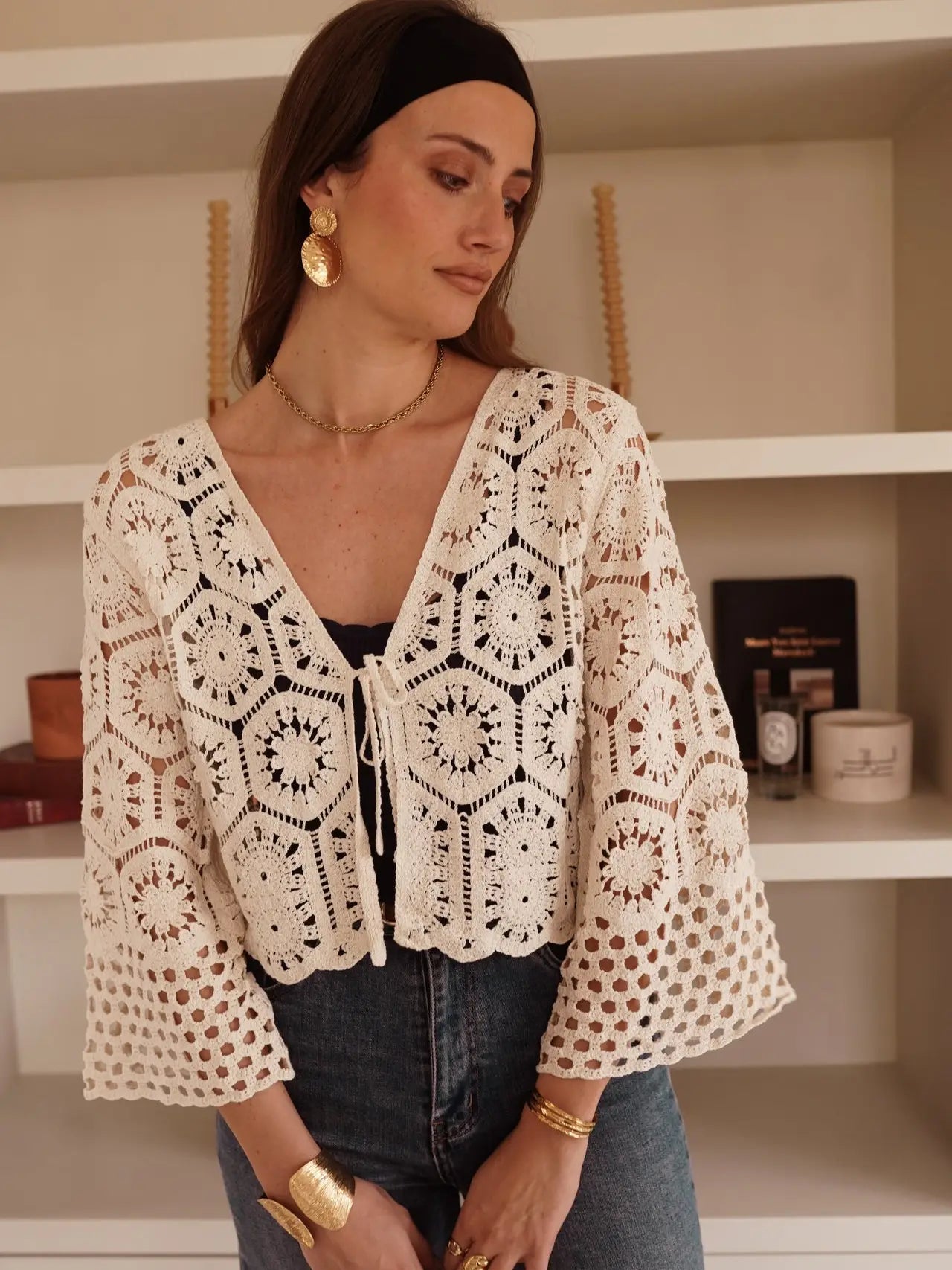 Cardigan Cropped in Crochet Veya a Motivi Geometrici – Crema