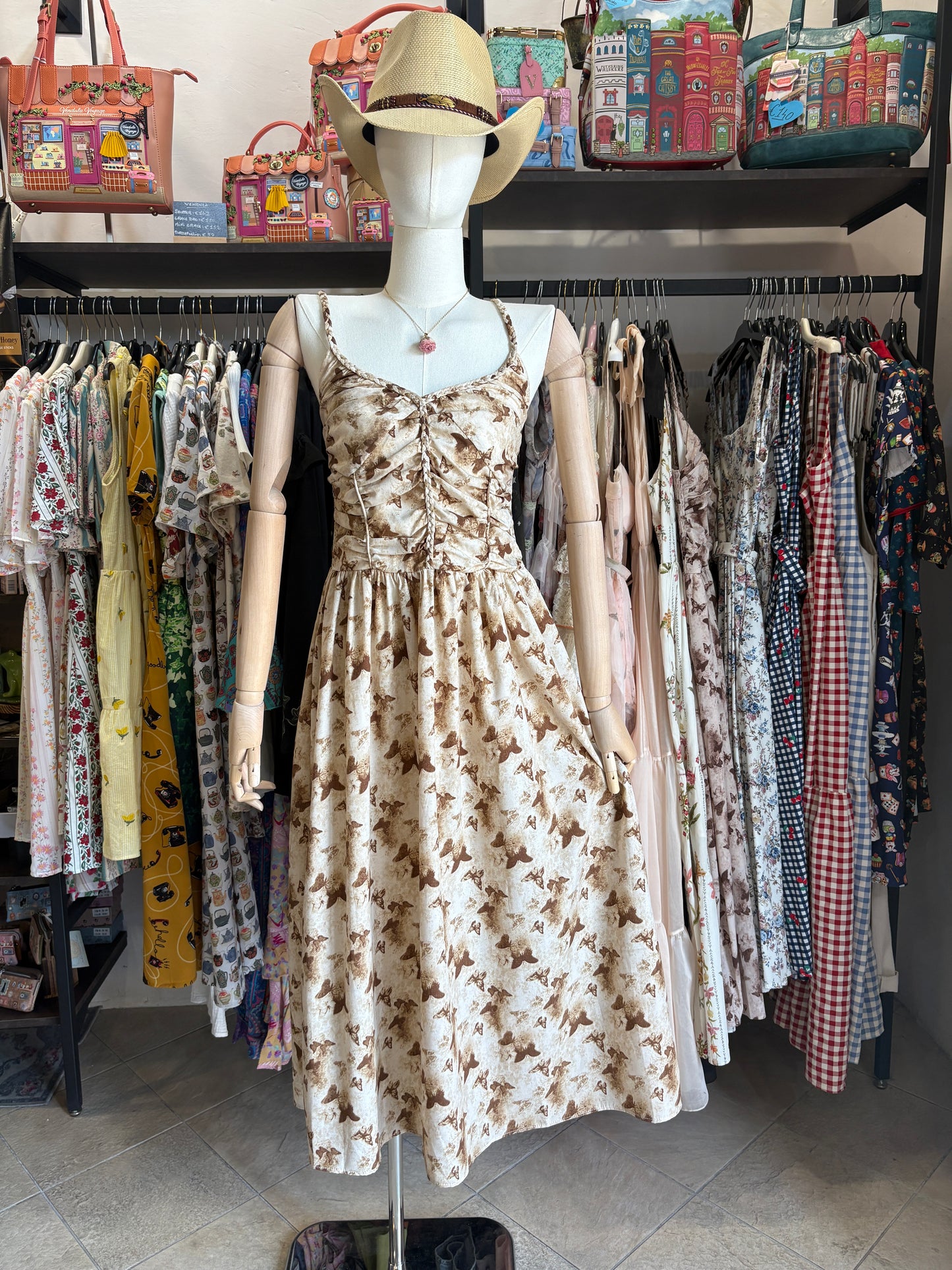 Abito Midi "Butterfly Dream" – Stampa Farfalle e Corpetto Elasticizzato