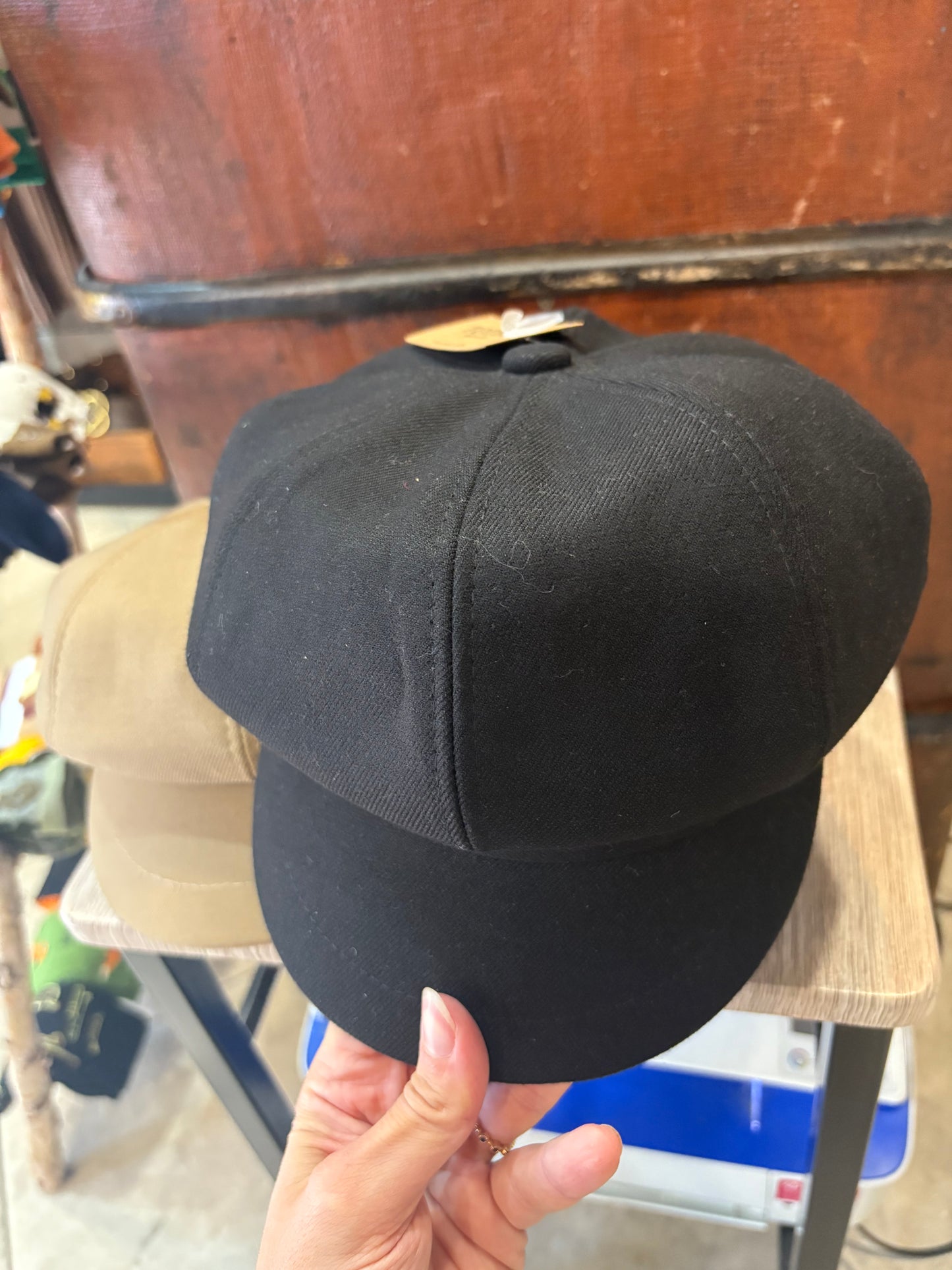 Paper Boy Hat in 2 colori