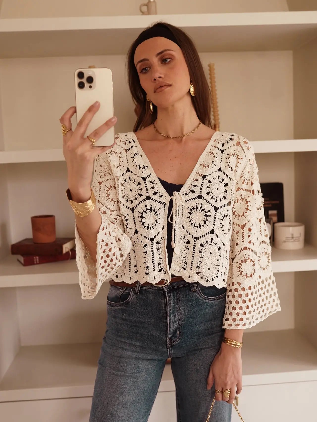 Cardigan Cropped in Crochet Veya a Motivi Geometrici – Crema