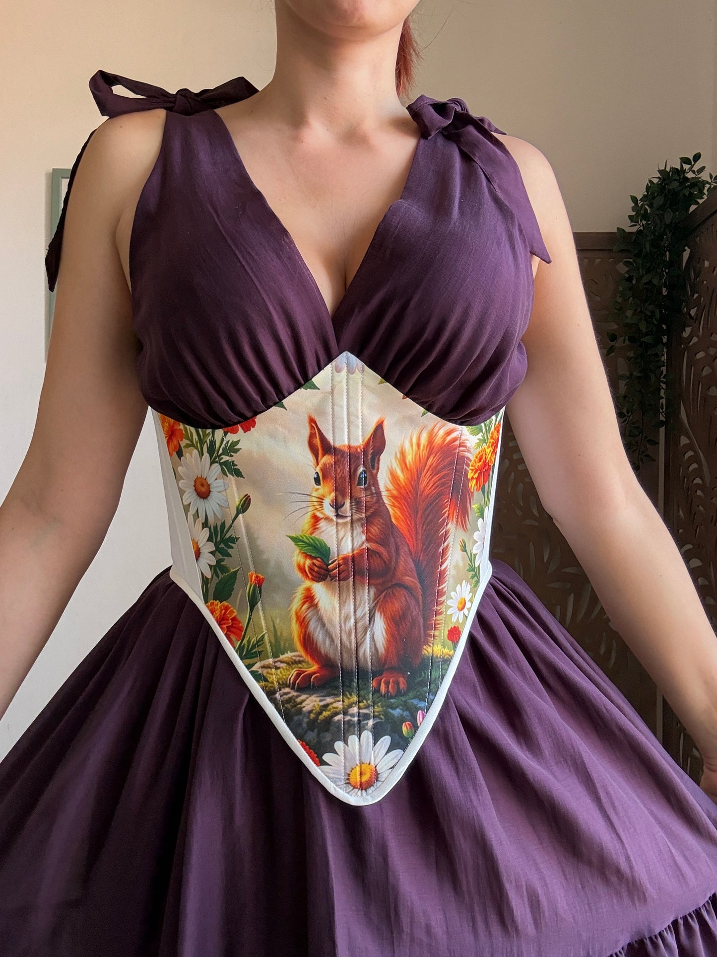 Bustino a Corsetto sottoseno Artigianale “The Enchanted Forest” - Scoiattolo