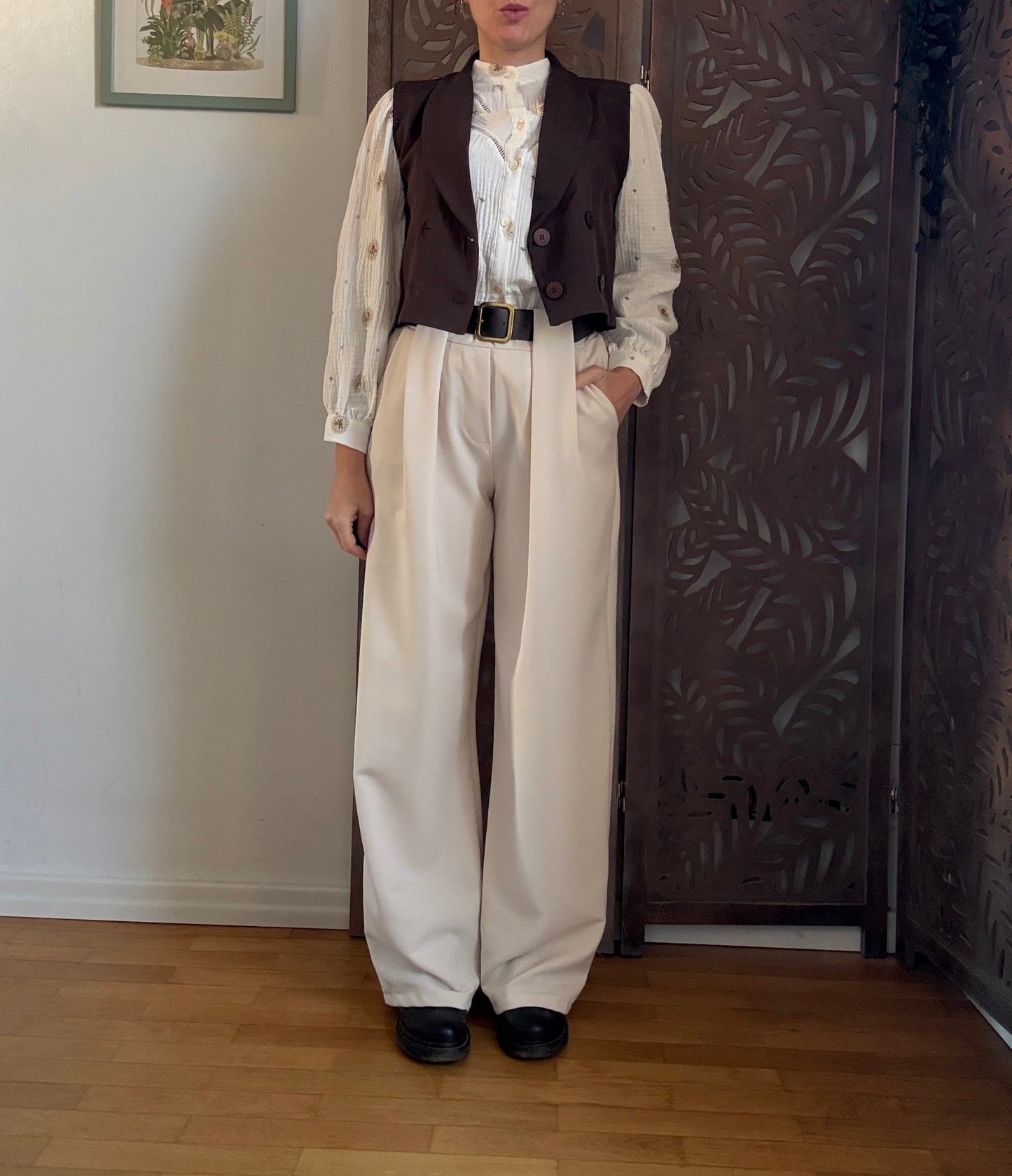 Pantalone palazzo burro con passanti pences e cintura inclusa