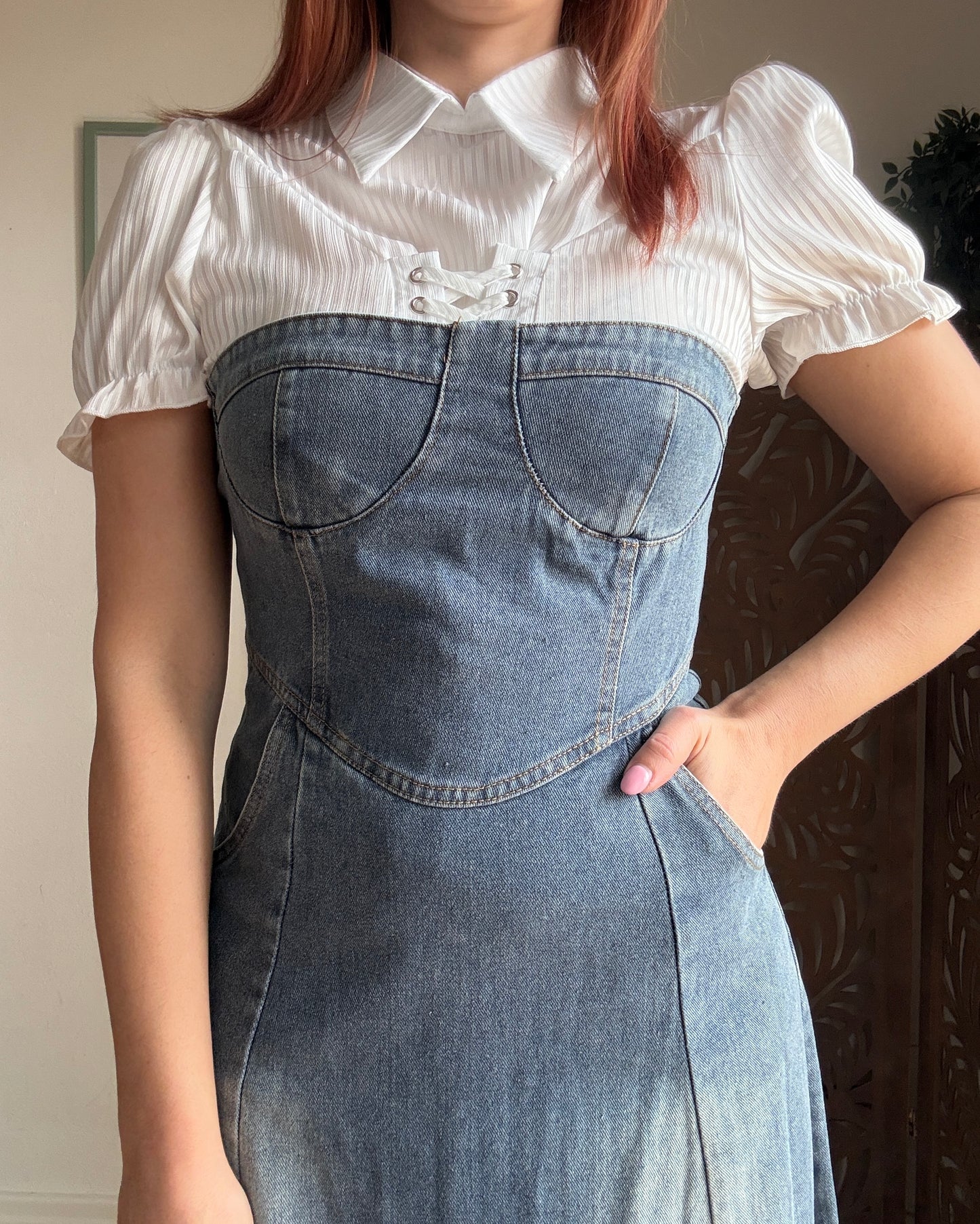 Abito Lungo Denim a Bustino con Scollo a Cuore e Orlo a Vivo