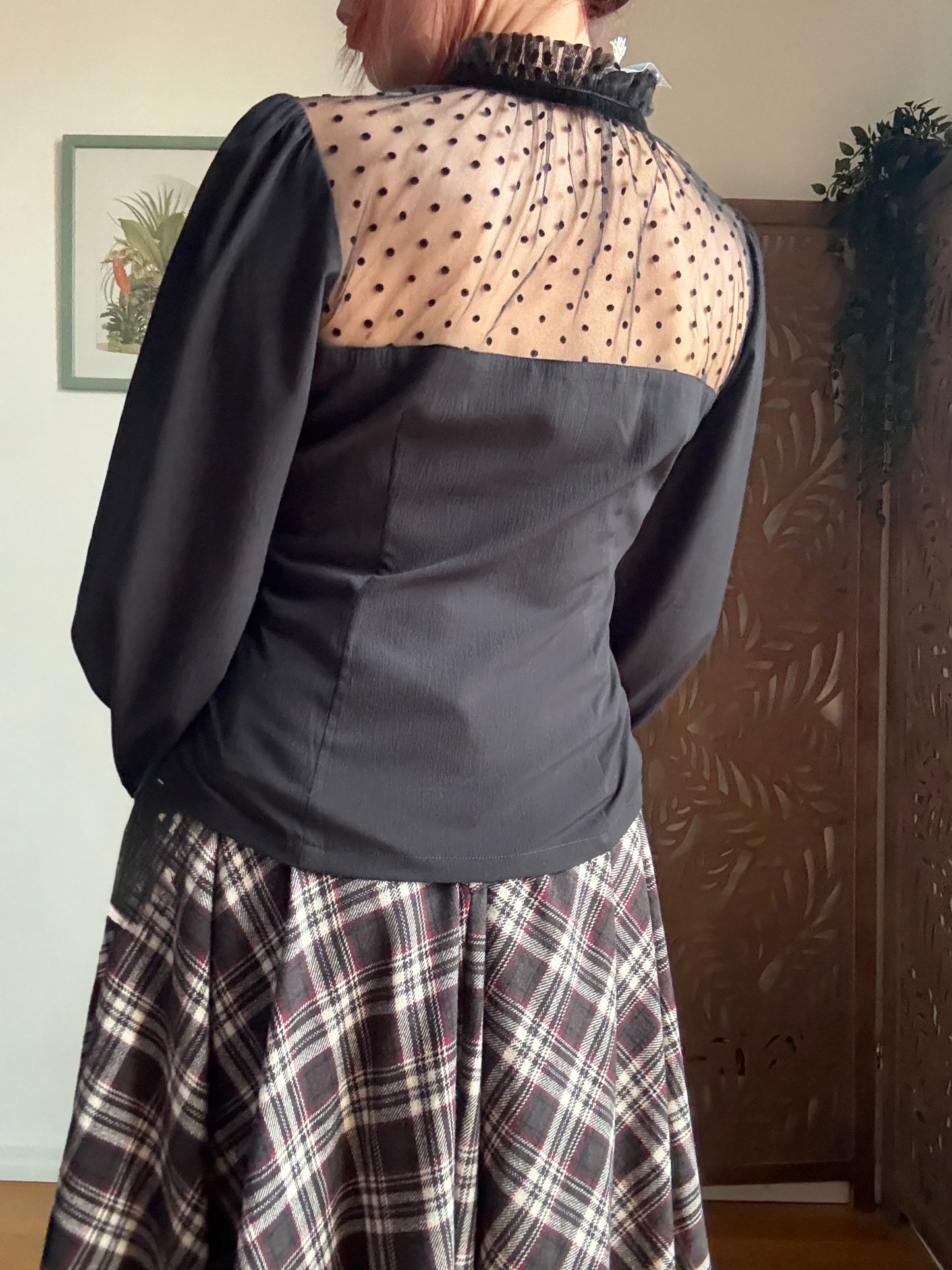 Camicetta inglese retrò Luna nera a pois