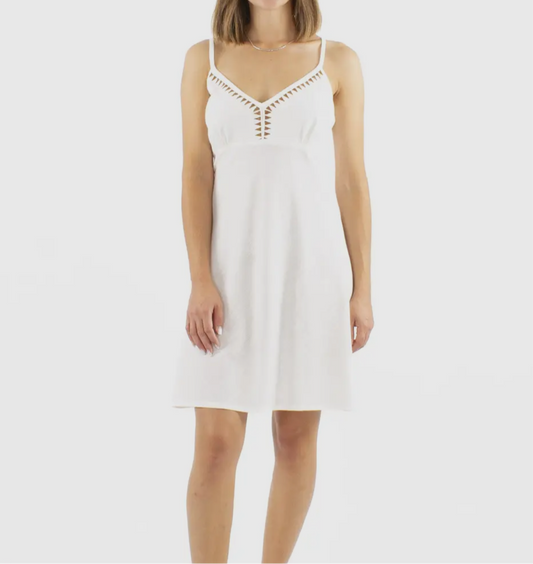 Abito corto boho indiano bianco in cotone con motivo etnico sullo scollo