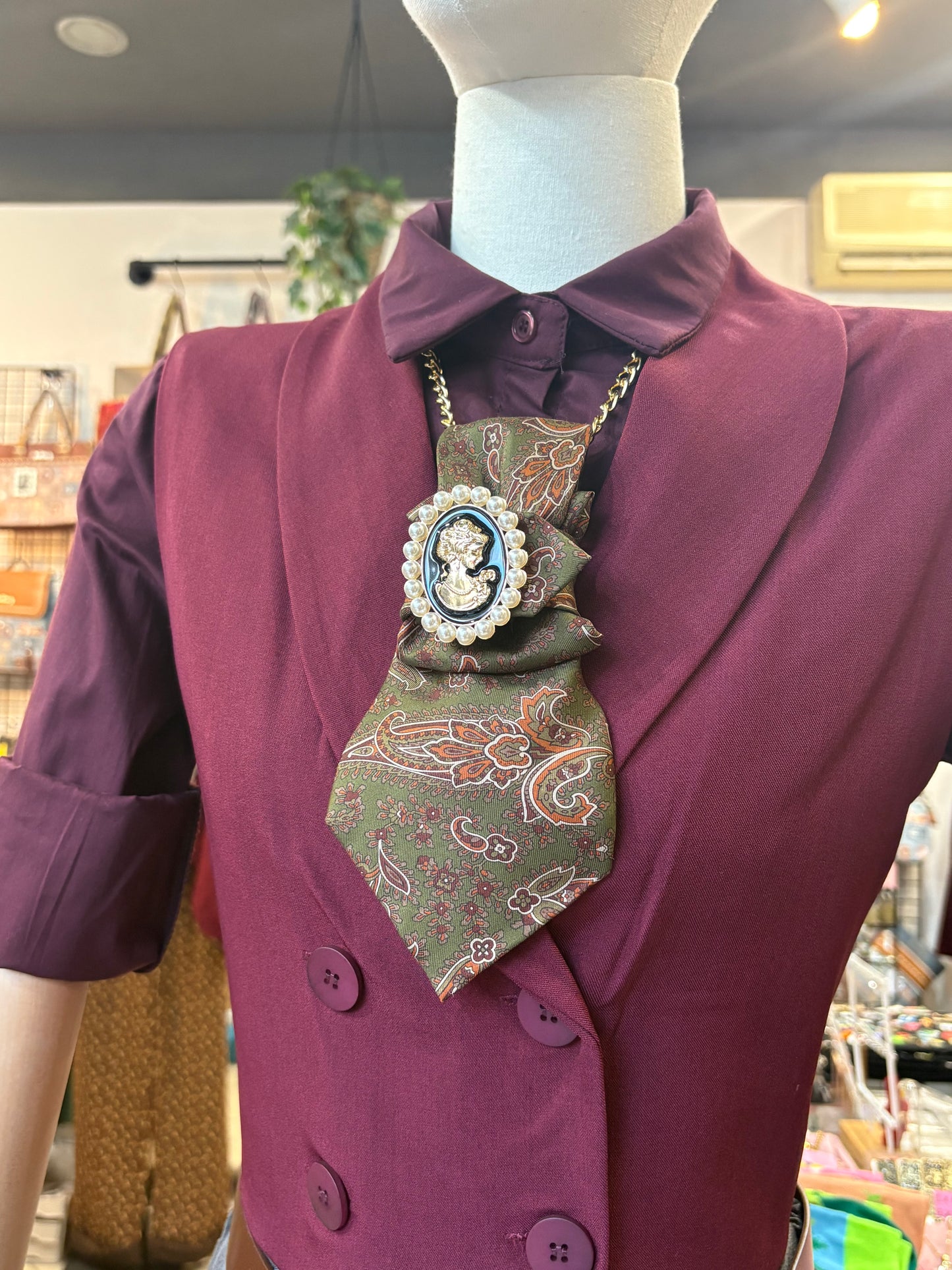 Collane gioiello handmade realizzate con cravatte vintage