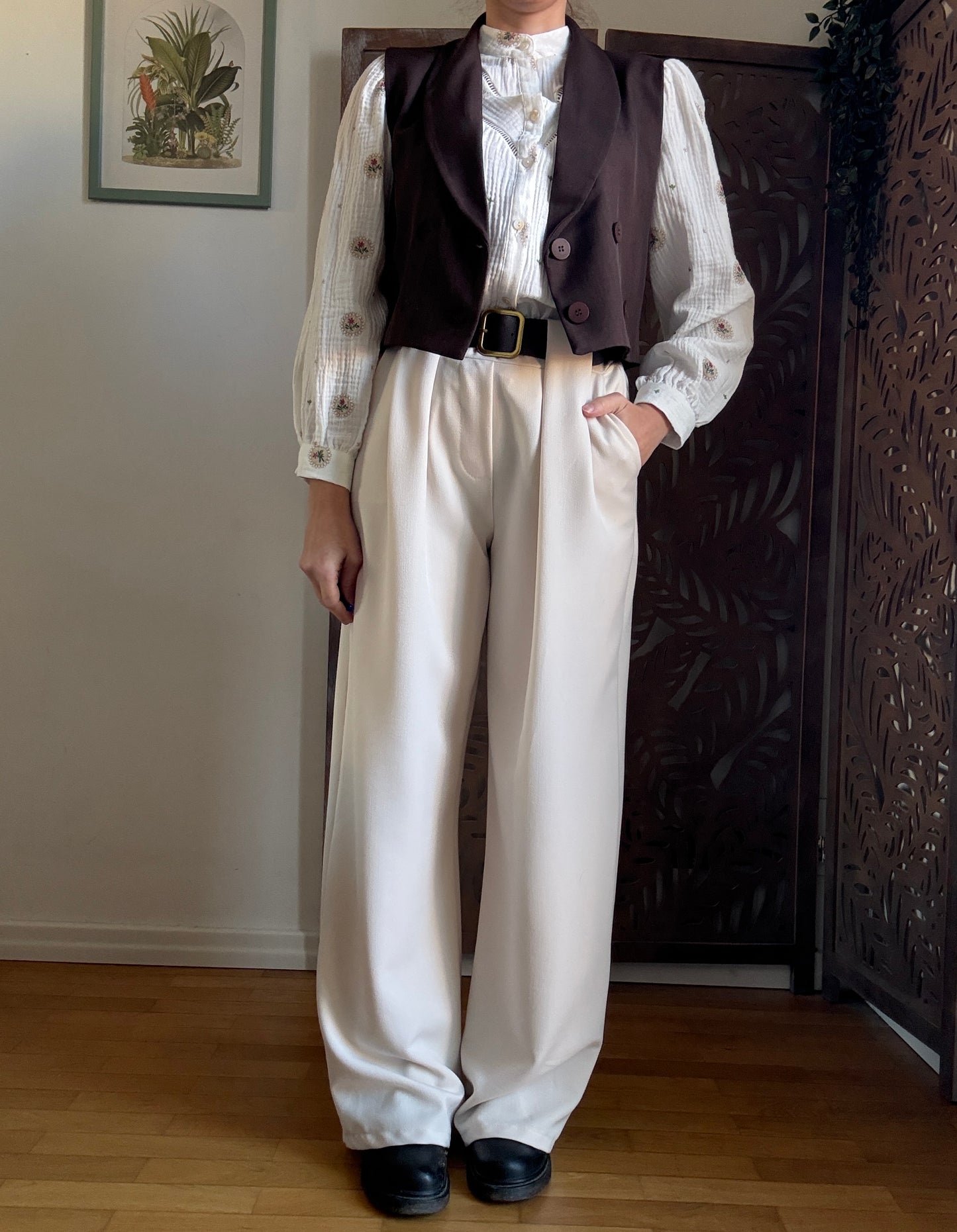 Pantalone palazzo burro con passanti pences e cintura inclusa