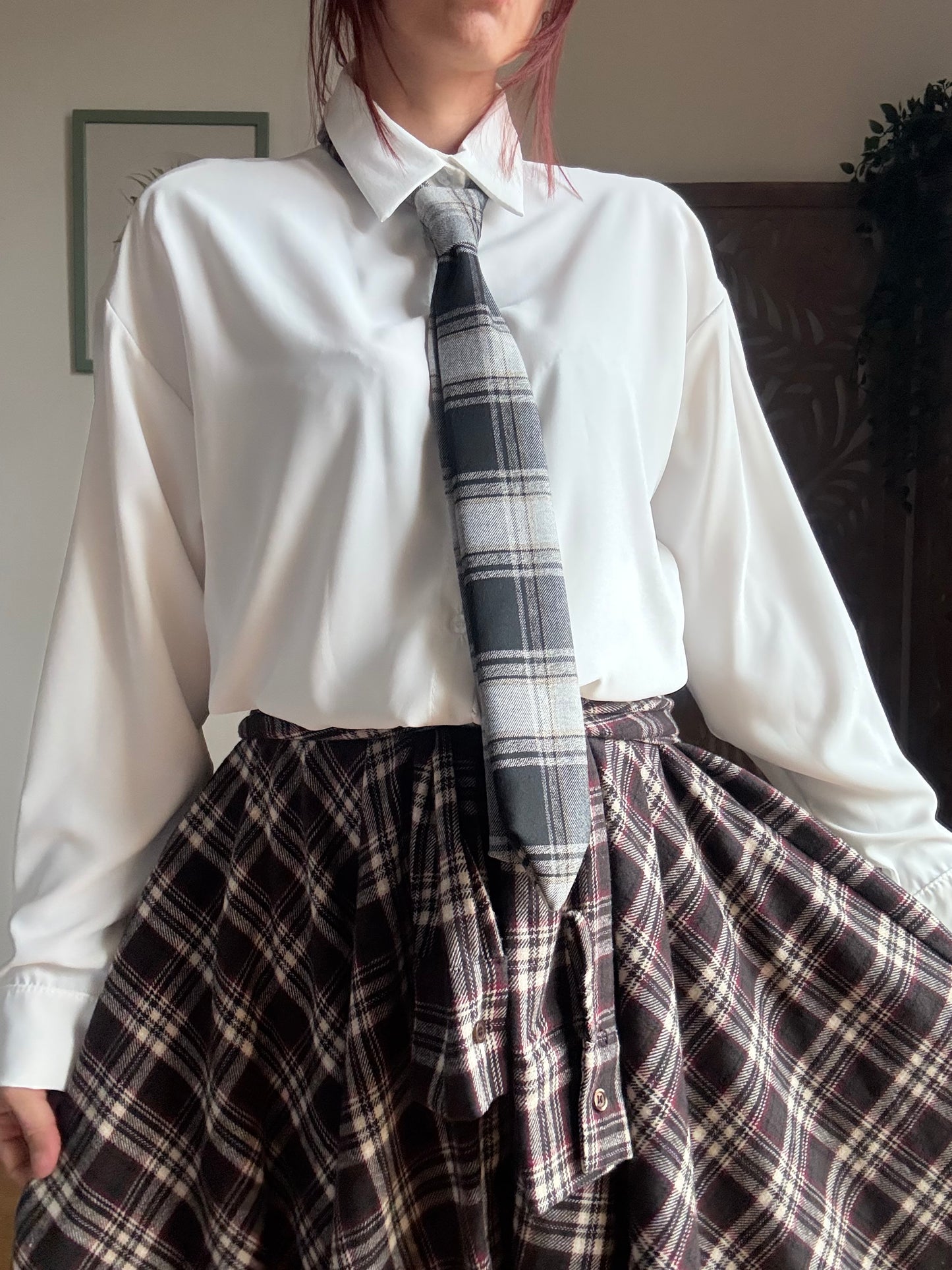 Camicia bianca over con cravatta in 2 fantasie