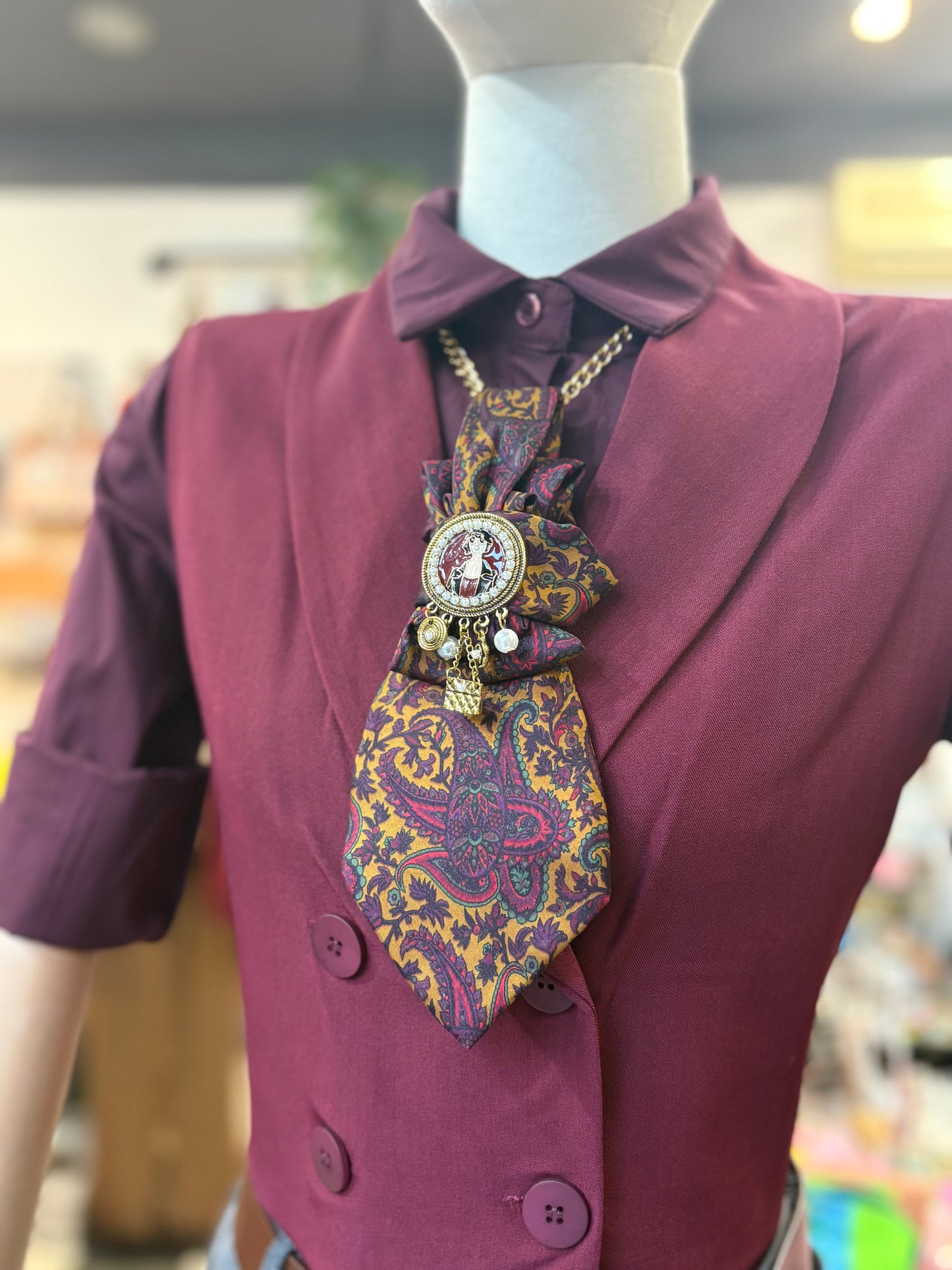 Collane gioiello handmade realizzate con cravatte vintage