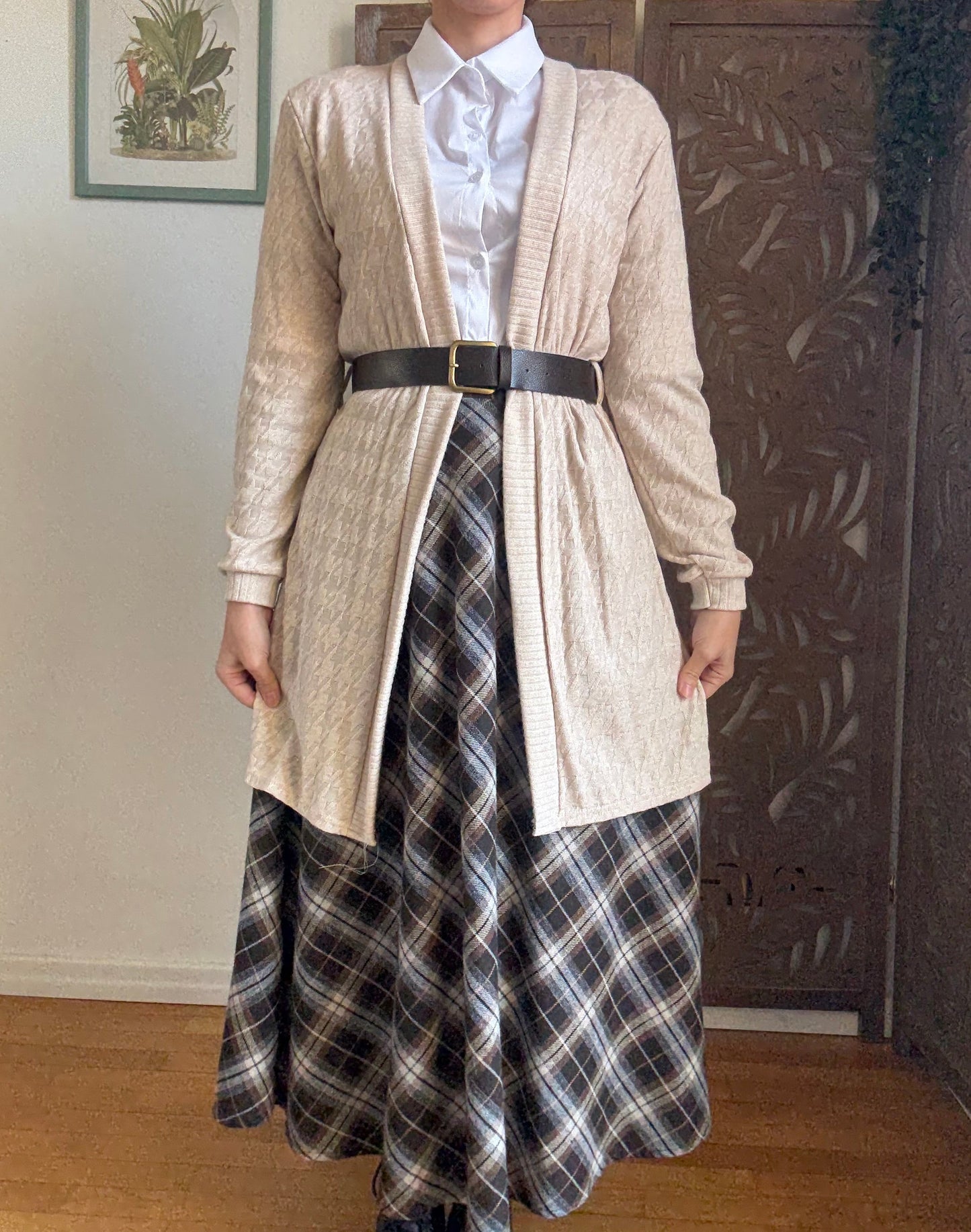 Cardigan aperto lungo leggero in maglia con cintura in 2 colori - Beige e Nero