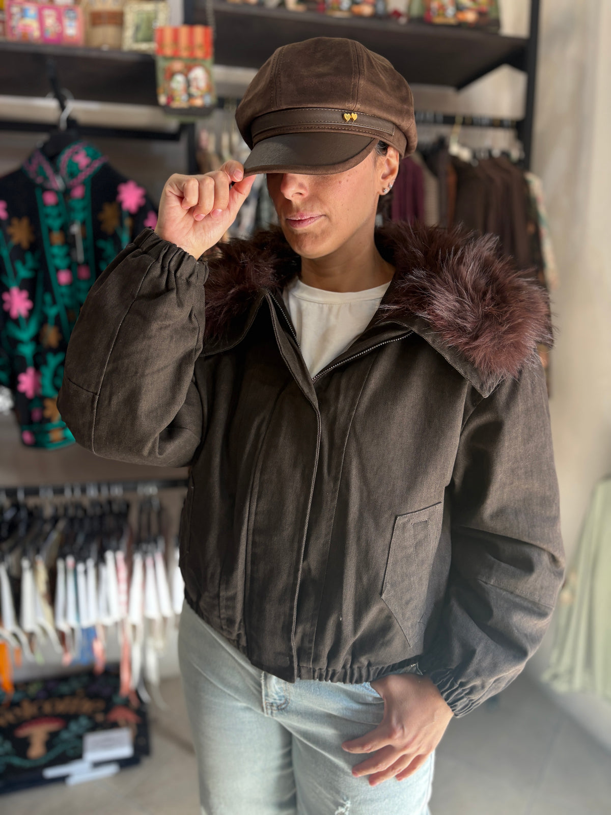 Giacca bomber Aviator marrone con collo in ecopelliccia