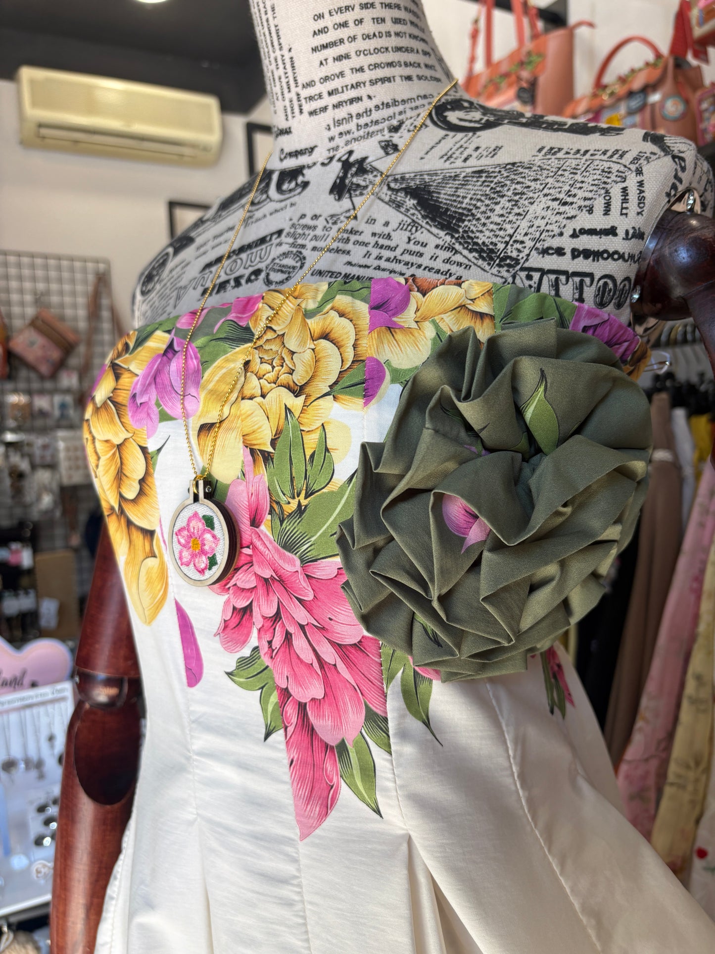 Abito Midi Bustier "Garden Bloom" in Cotone con Maxi Spilla