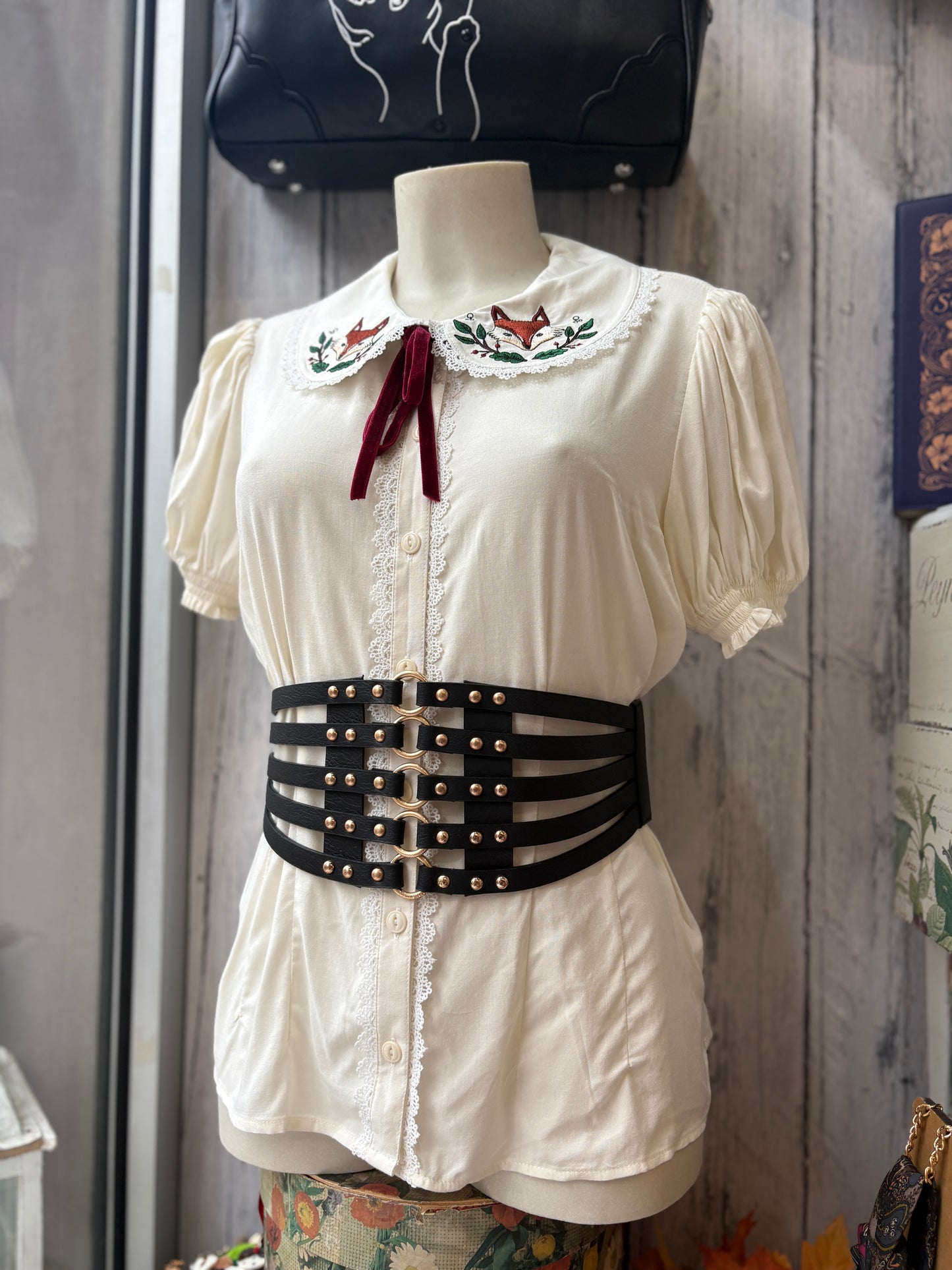 Cintura Alta "Cage" con Borchie