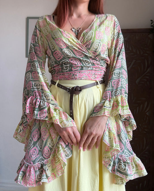 Blusa Boho-Chic con Maniche a Campana - In 4 Colori