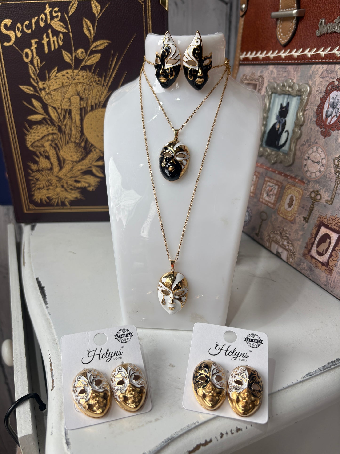 Bijoux Venice - Collane e Orecchini in Acciaio Inossidabile.