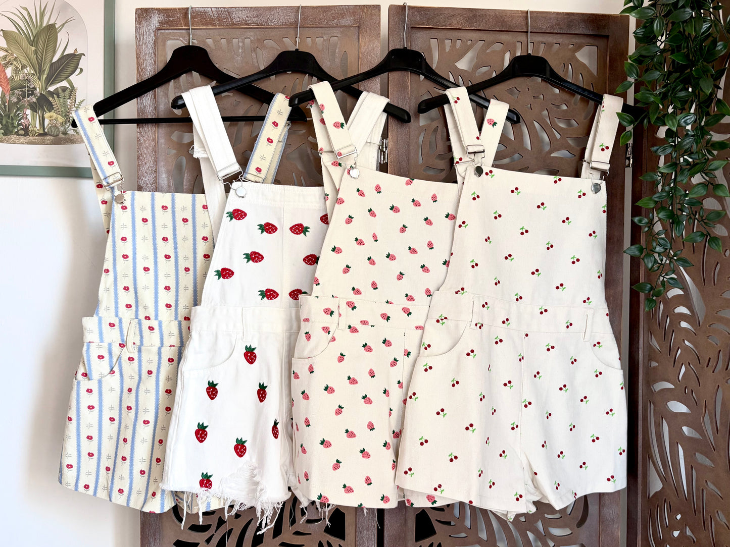 Salopette in cotone con shorts in 6 fantasie